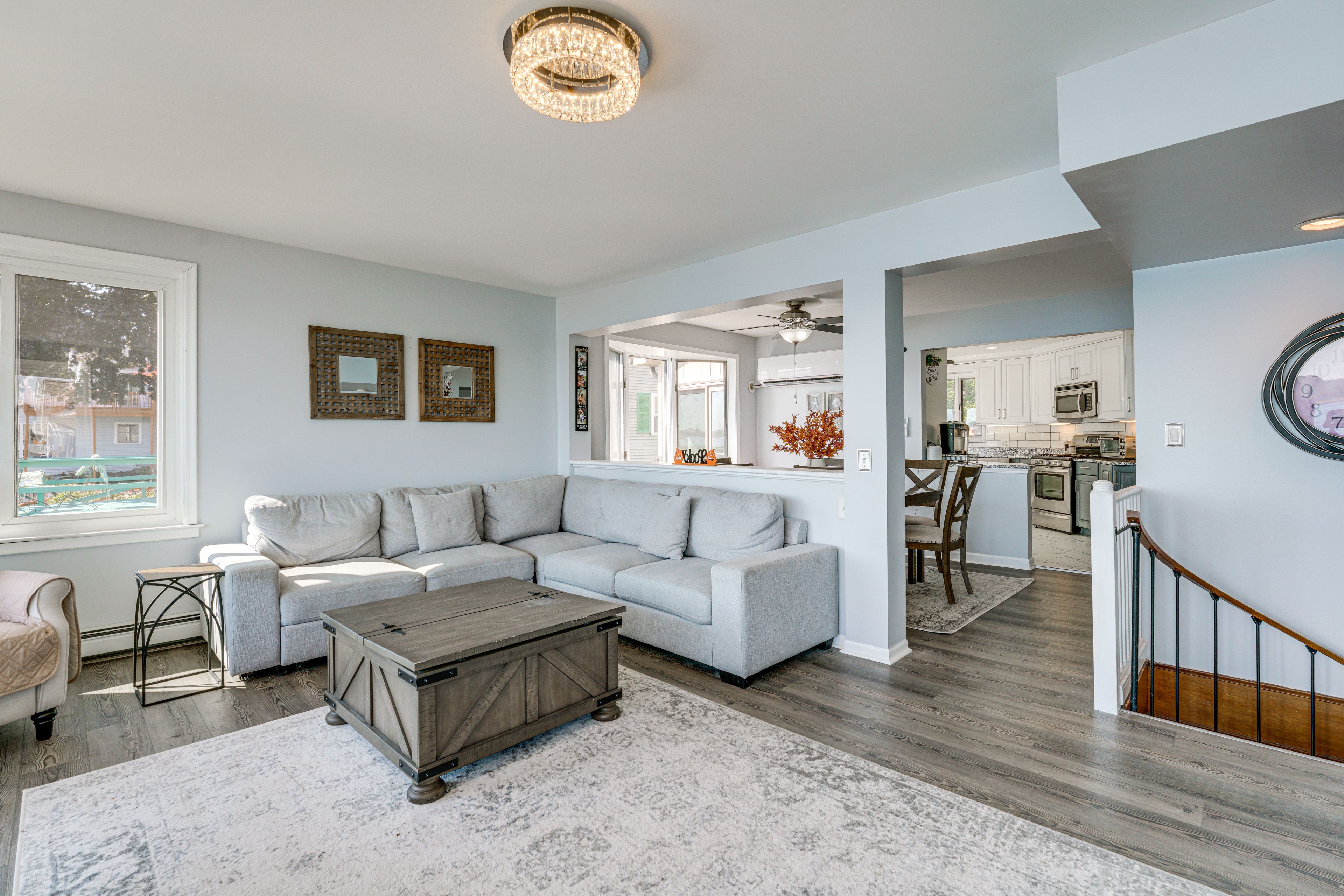 Main Living Area | Main Floor