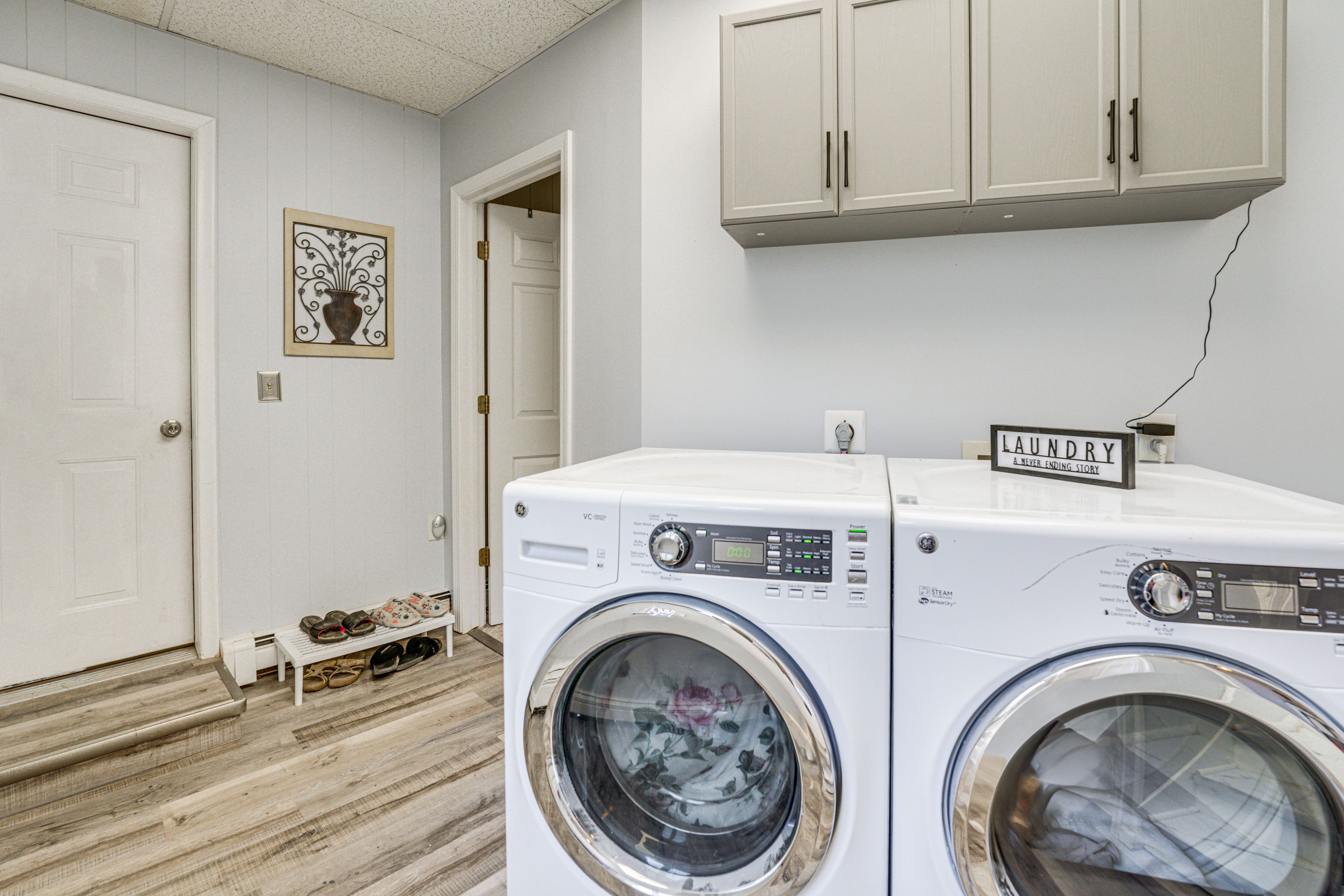 Laundry | Main Floor