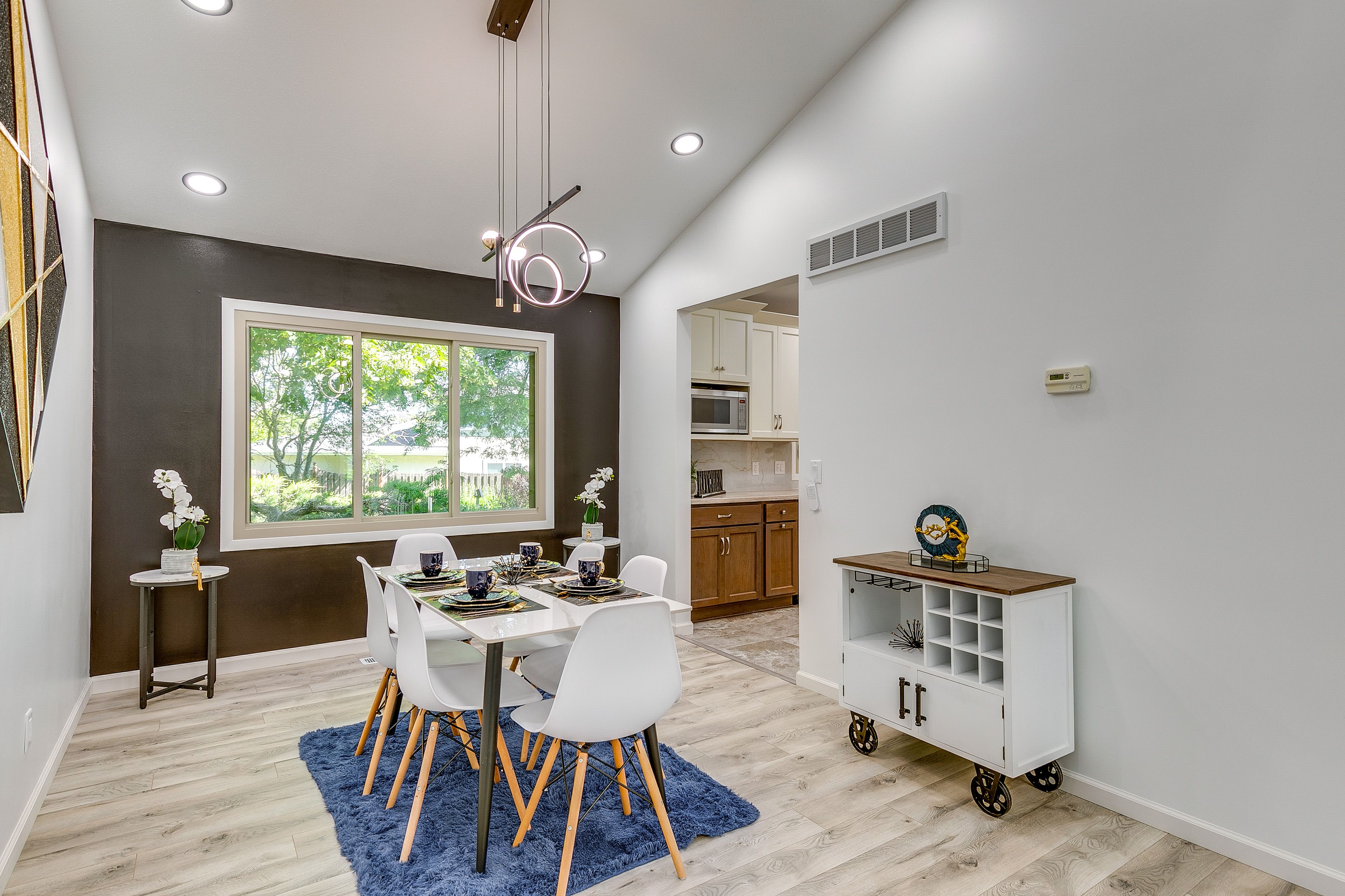Dining Area | 2 Electric Fireplaces | Dry Bar | Central Air Conditioning/Heat
