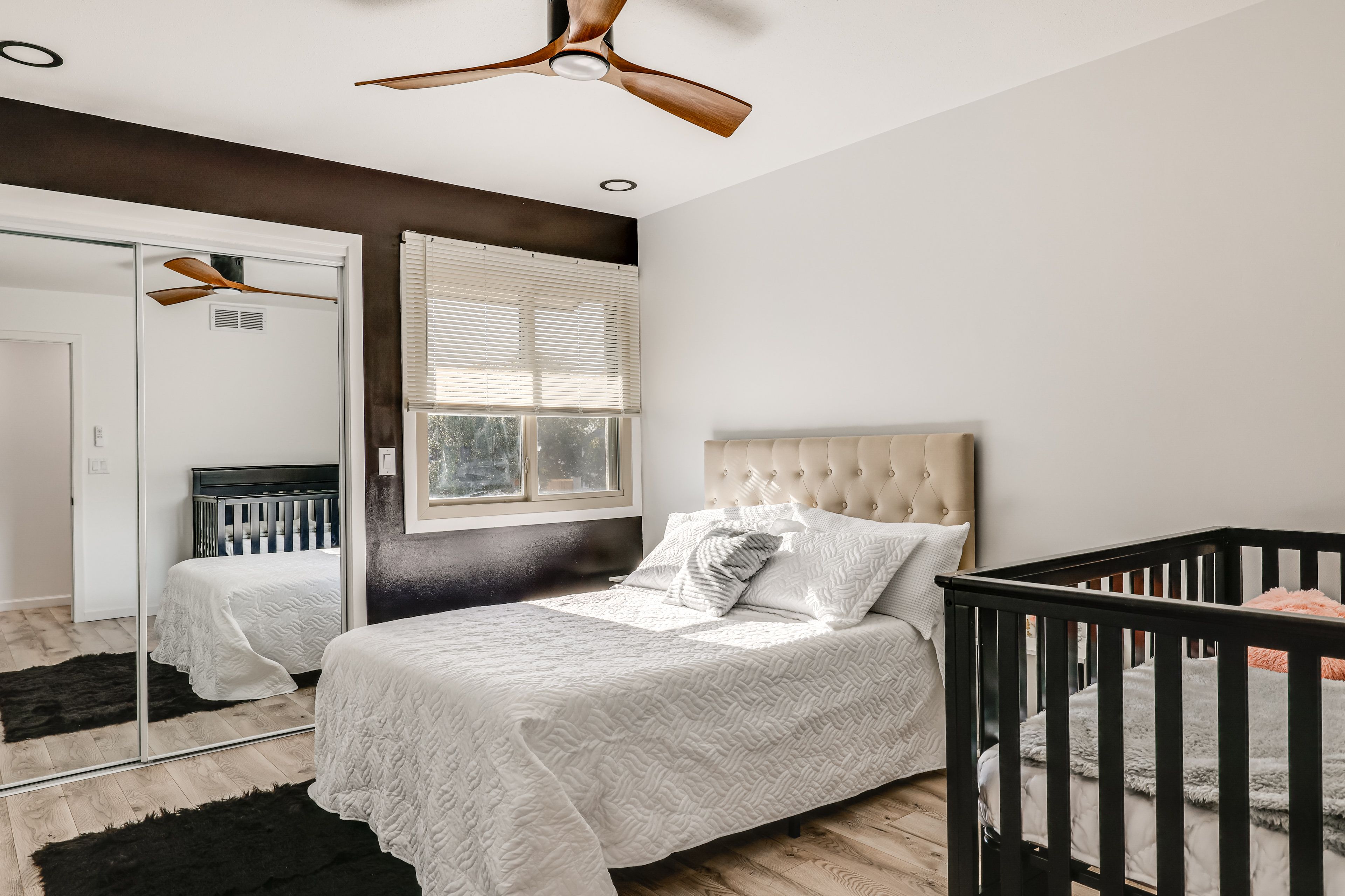 Bedroom 3 | Queen Bed | Crib | 3rd Floor