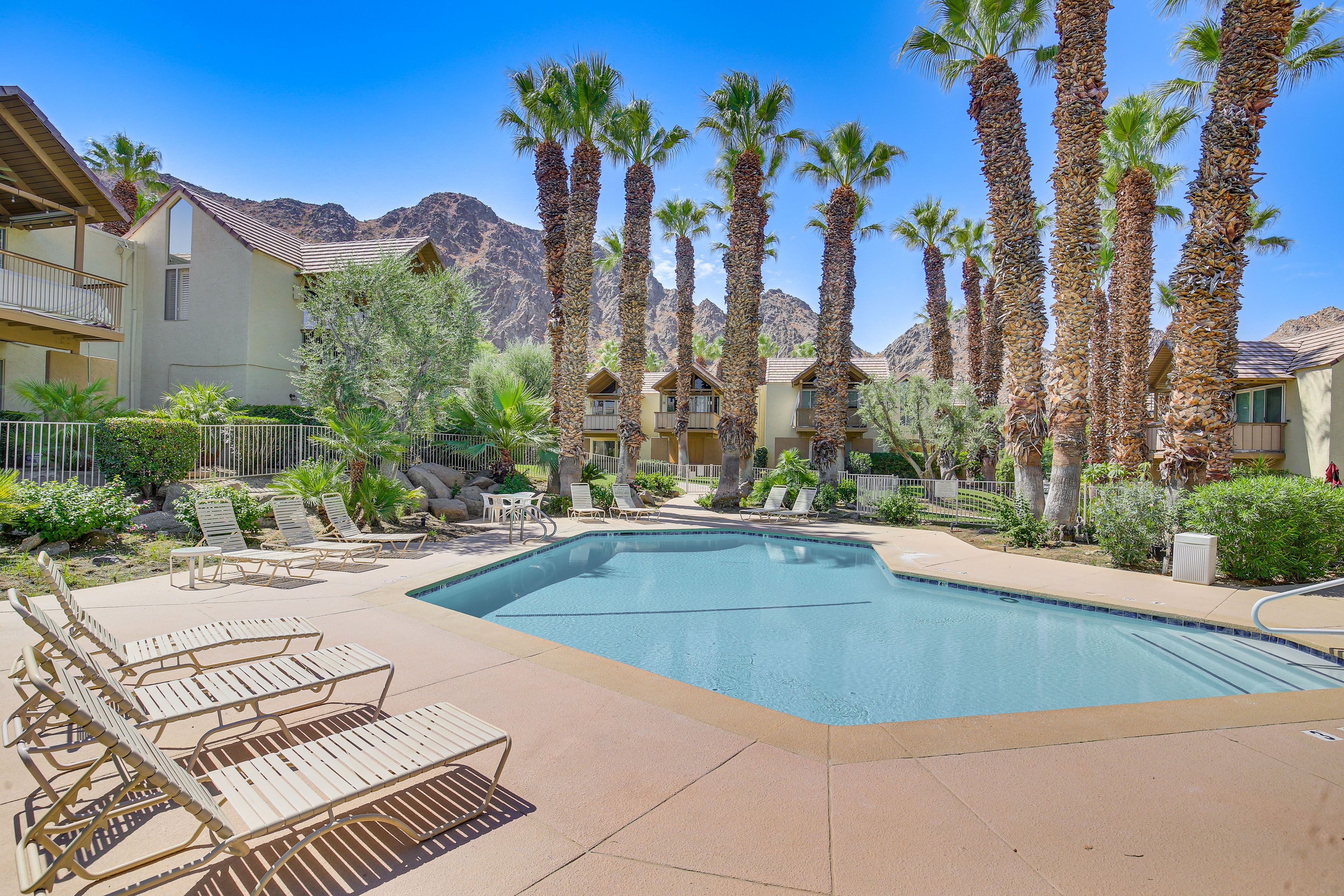 Mountain Cove | Community Pool