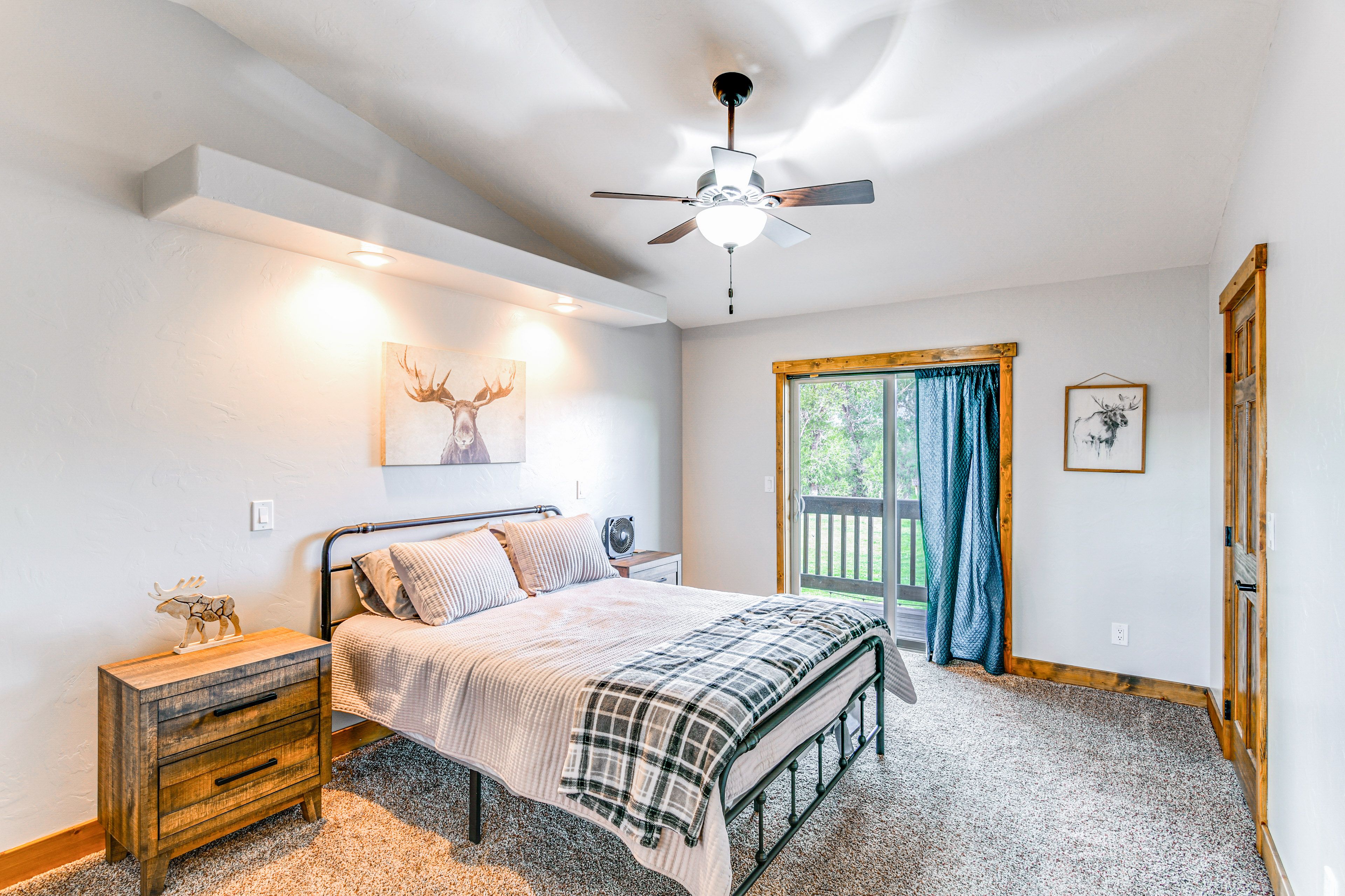 Bedroom 4 | 2nd Floor | Queen Bed | Balcony Access