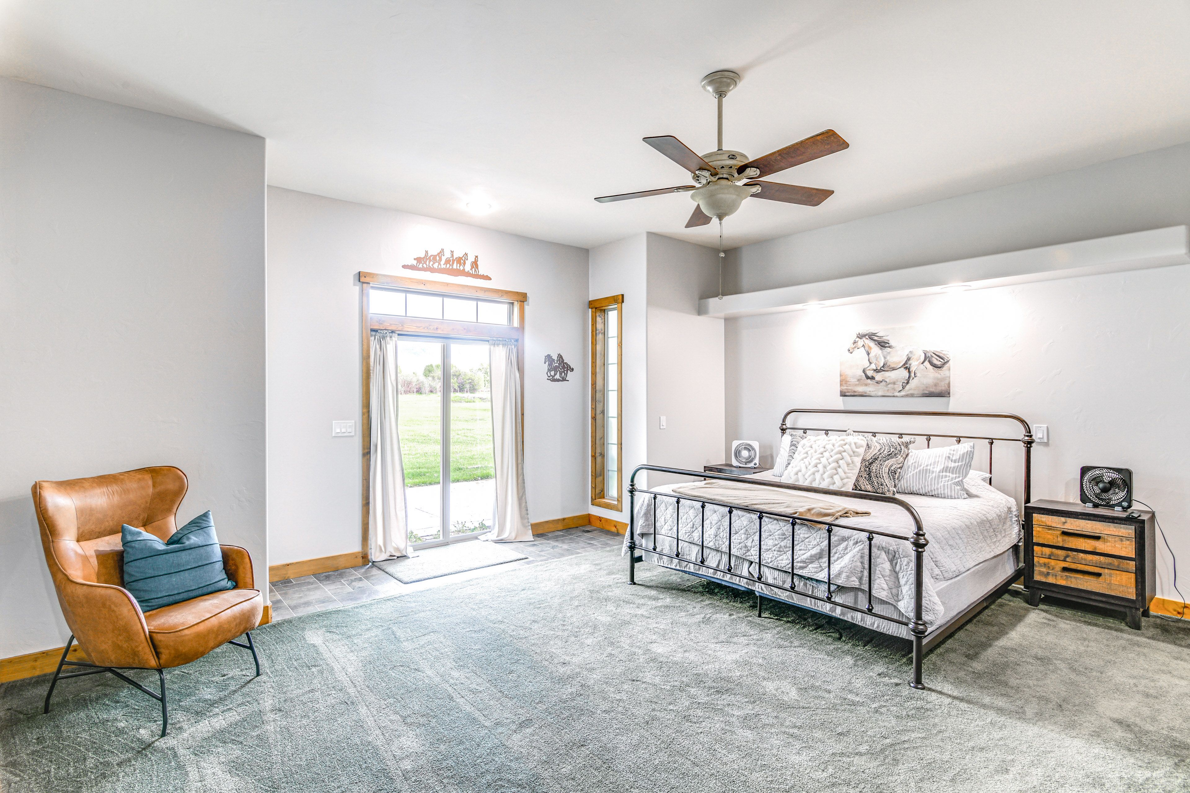 Bedroom 1 | 1st Floor | King Bed | Fireplace | Smart TV | En-Suite Bathroom