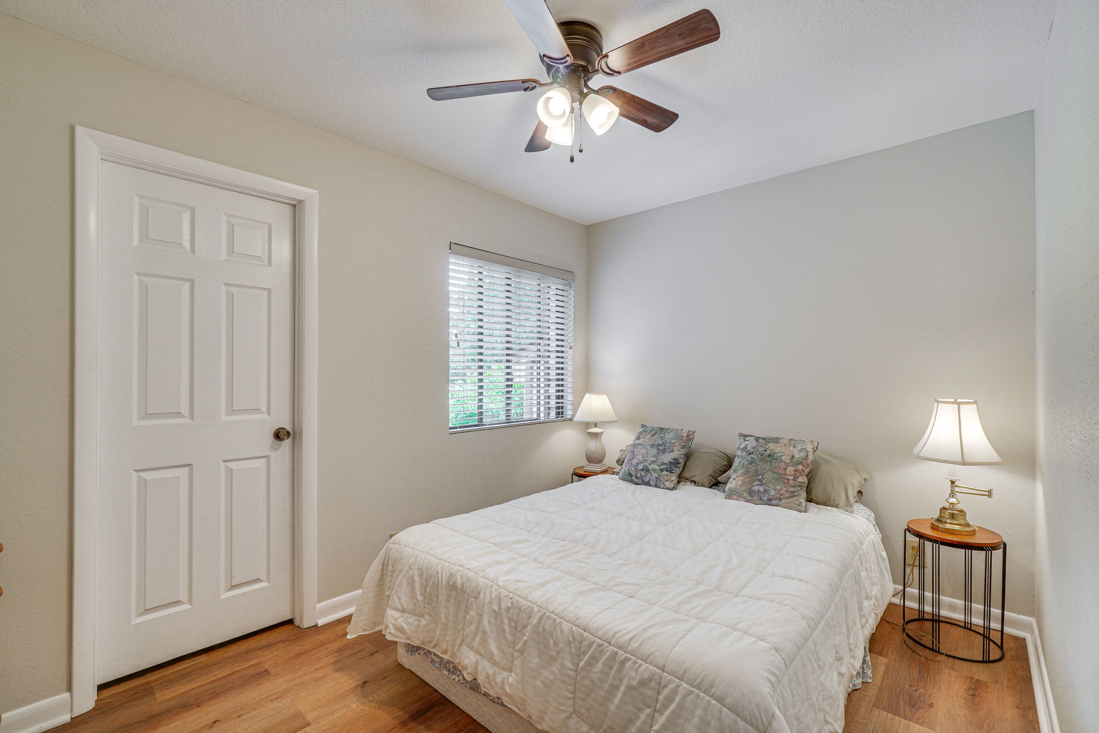 Bedroom 1 | Queen Bed | 2nd Floor