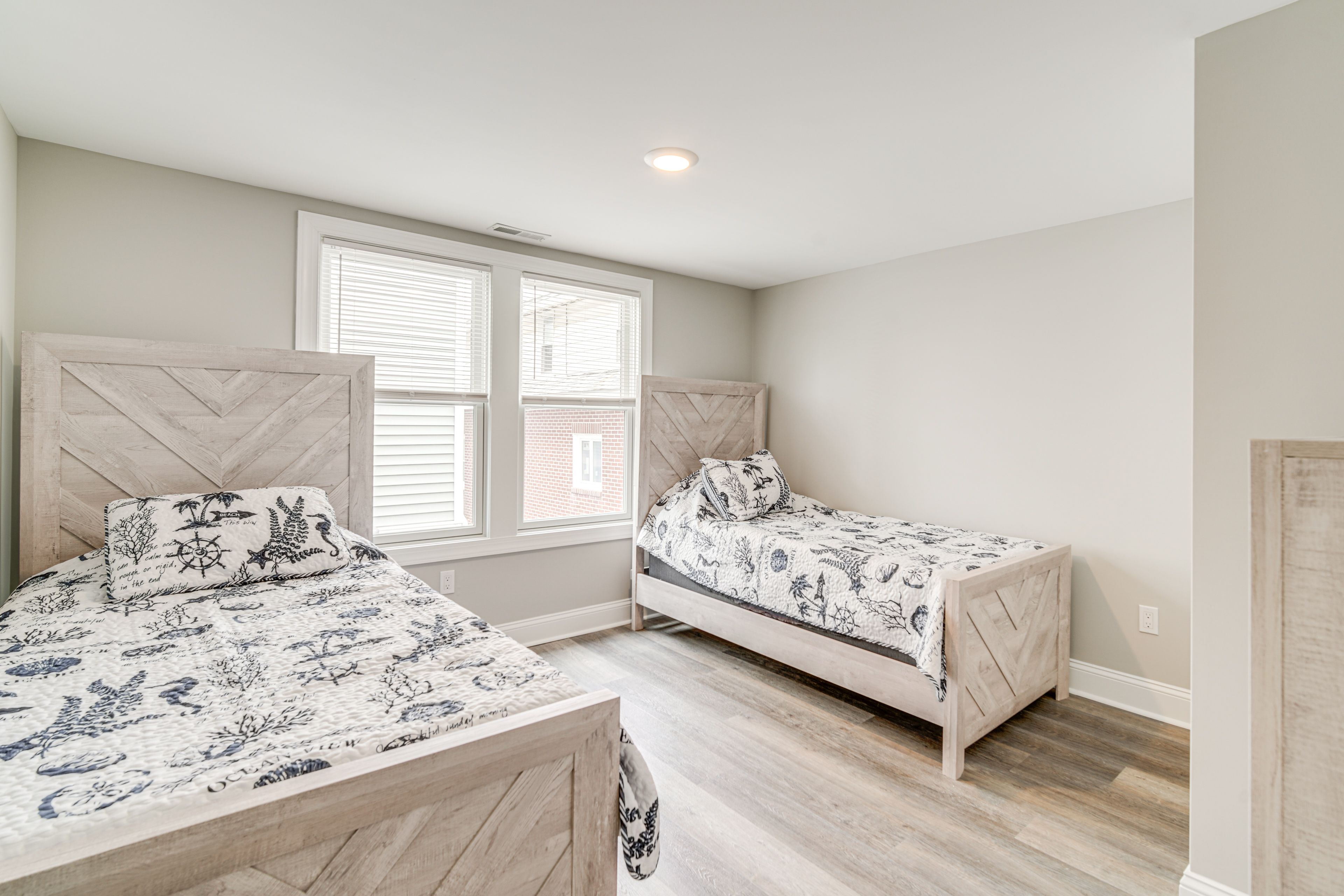 Bedroom 2 | 2 Twin Beds | Full Futon