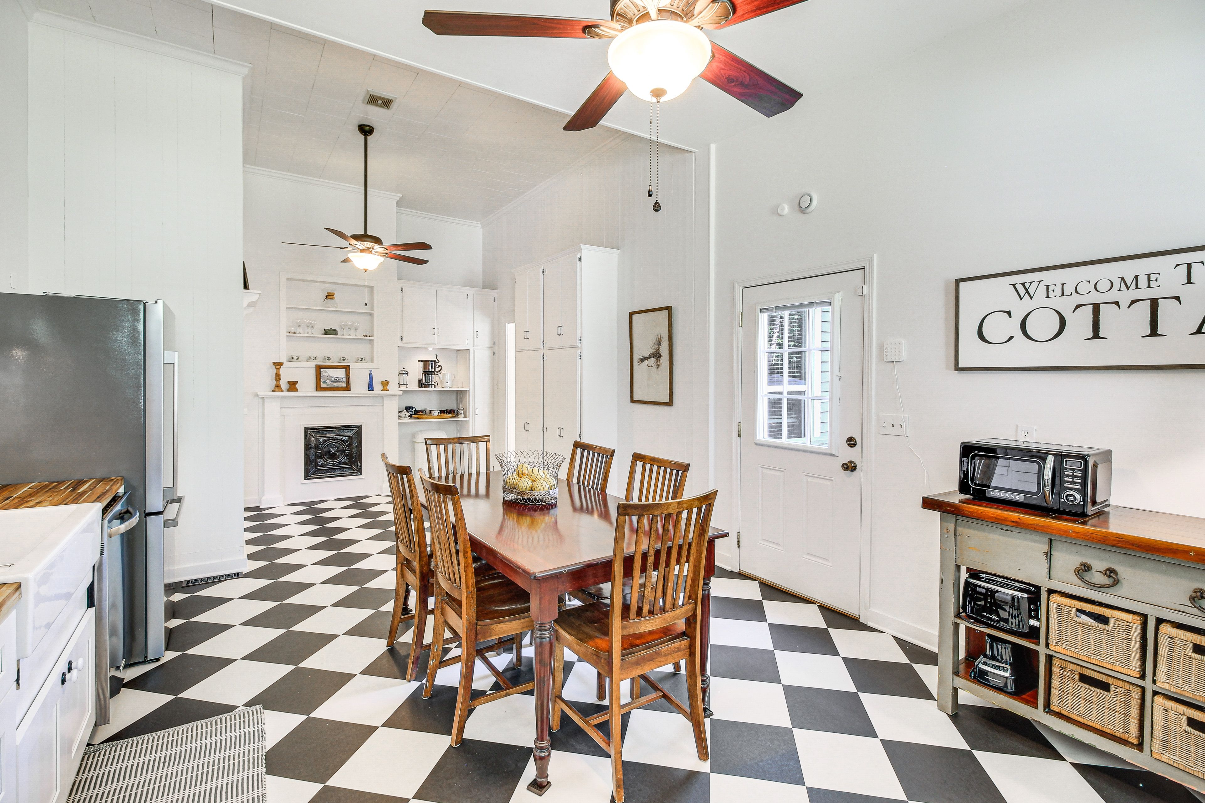 Kitchen | Toaster | Blender | Crockpot | Spices