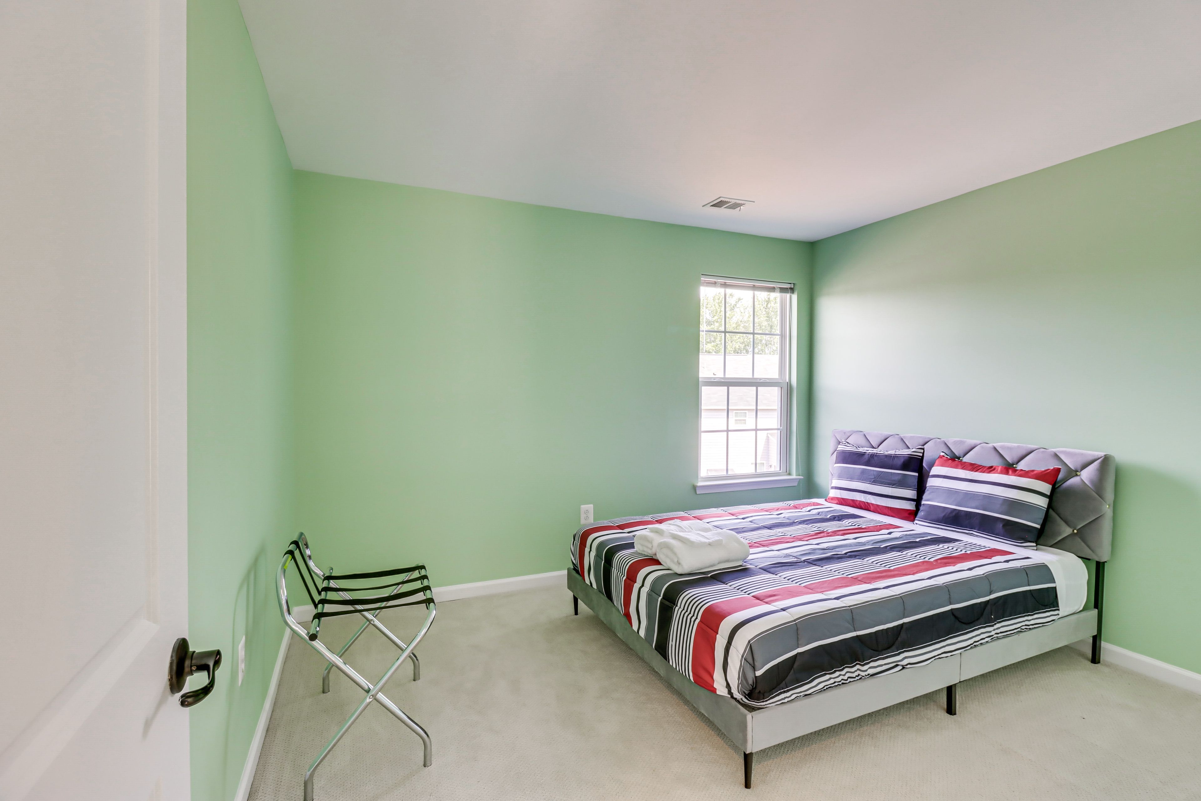 Bedroom 3 | Upper Level | Queen Bed