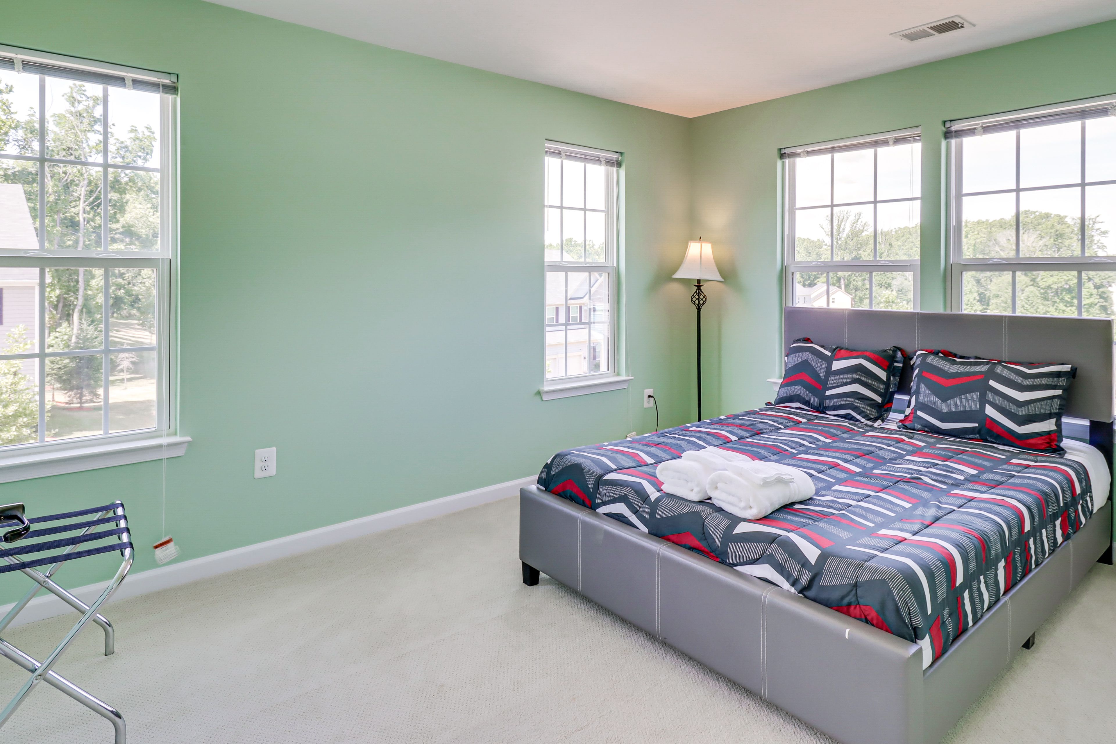 Bedroom 4 | Upper Level | Queen Bed