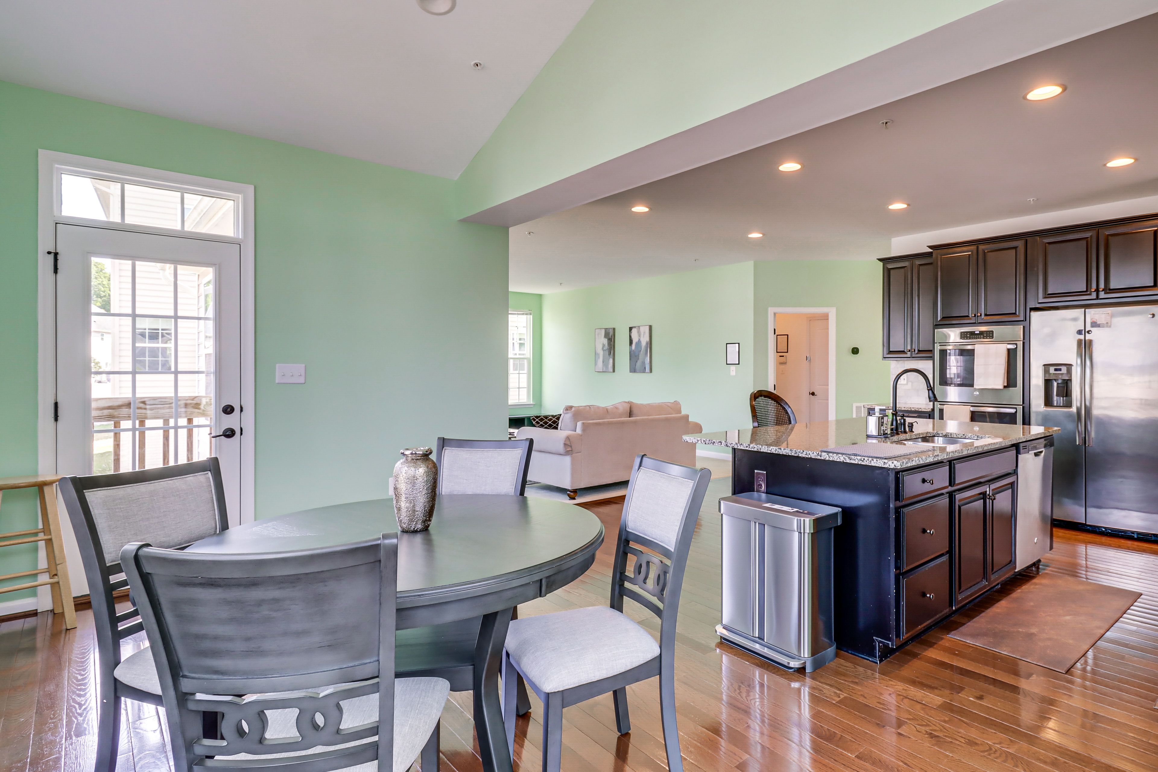 Breakfast Nook | Main Level | Dining Table