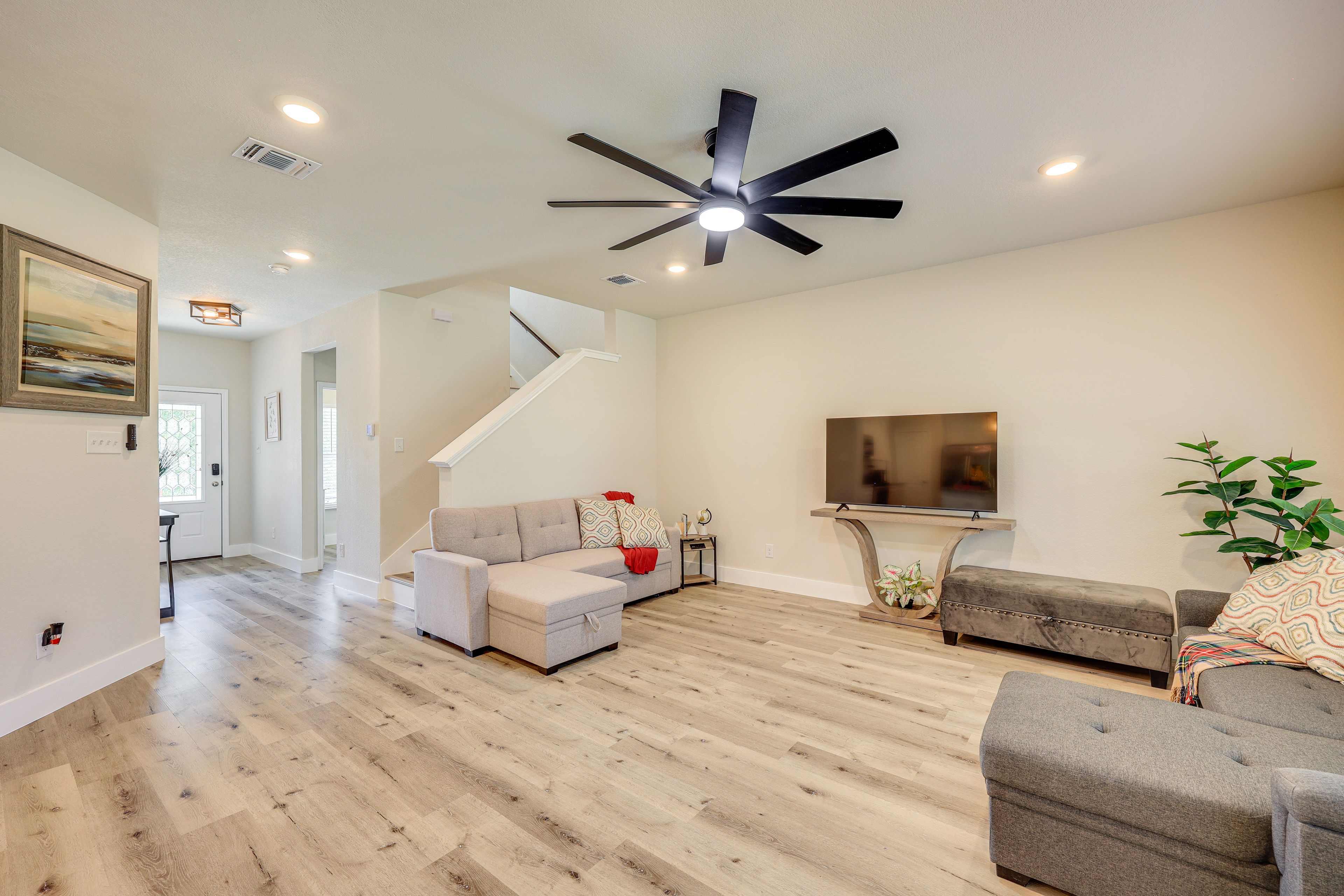 Living Room | 2 Full Sleeper Sofas | 1st Floor | Cable TV