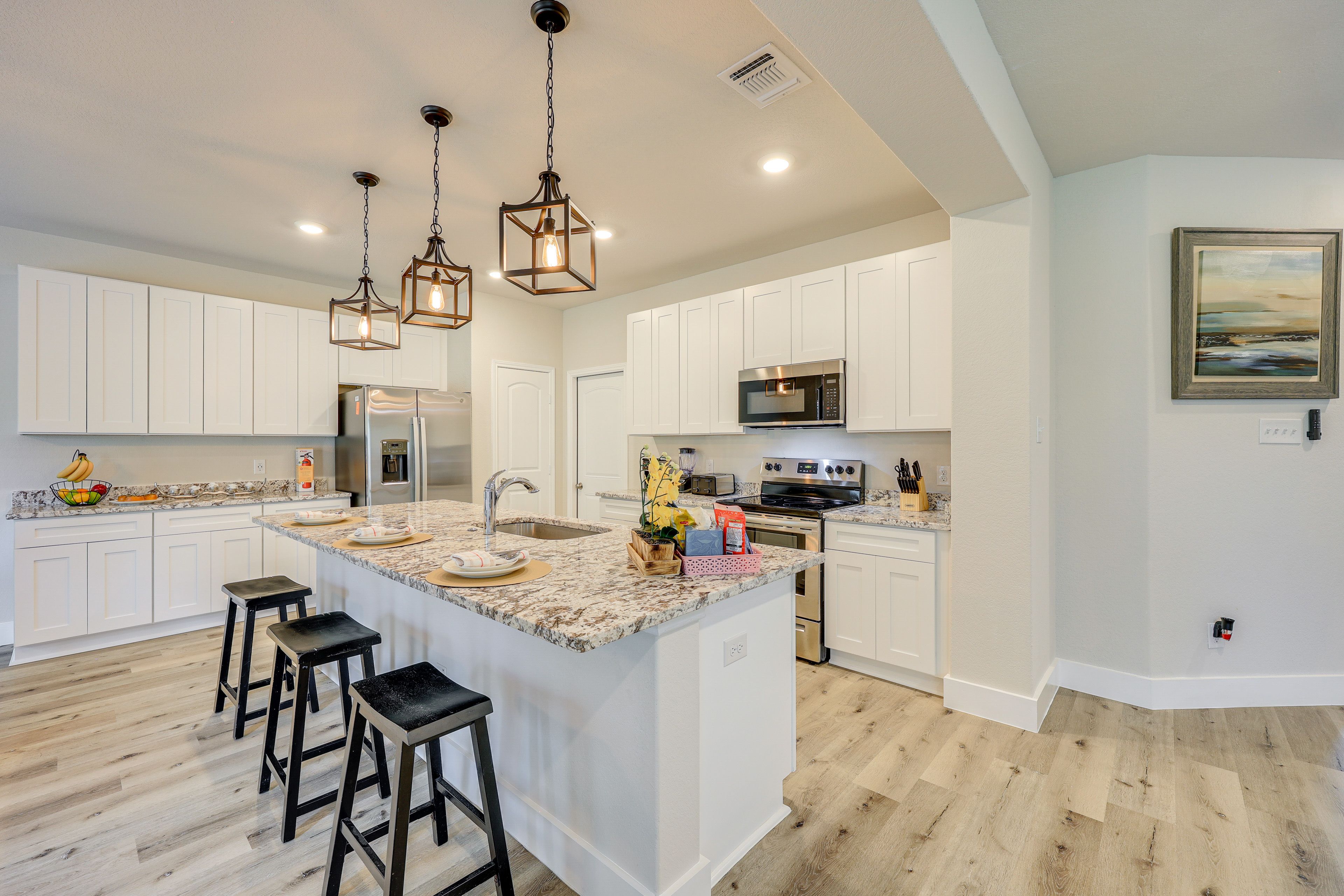 Kitchen | Central Air Conditioning & Heating | 2-Story Home