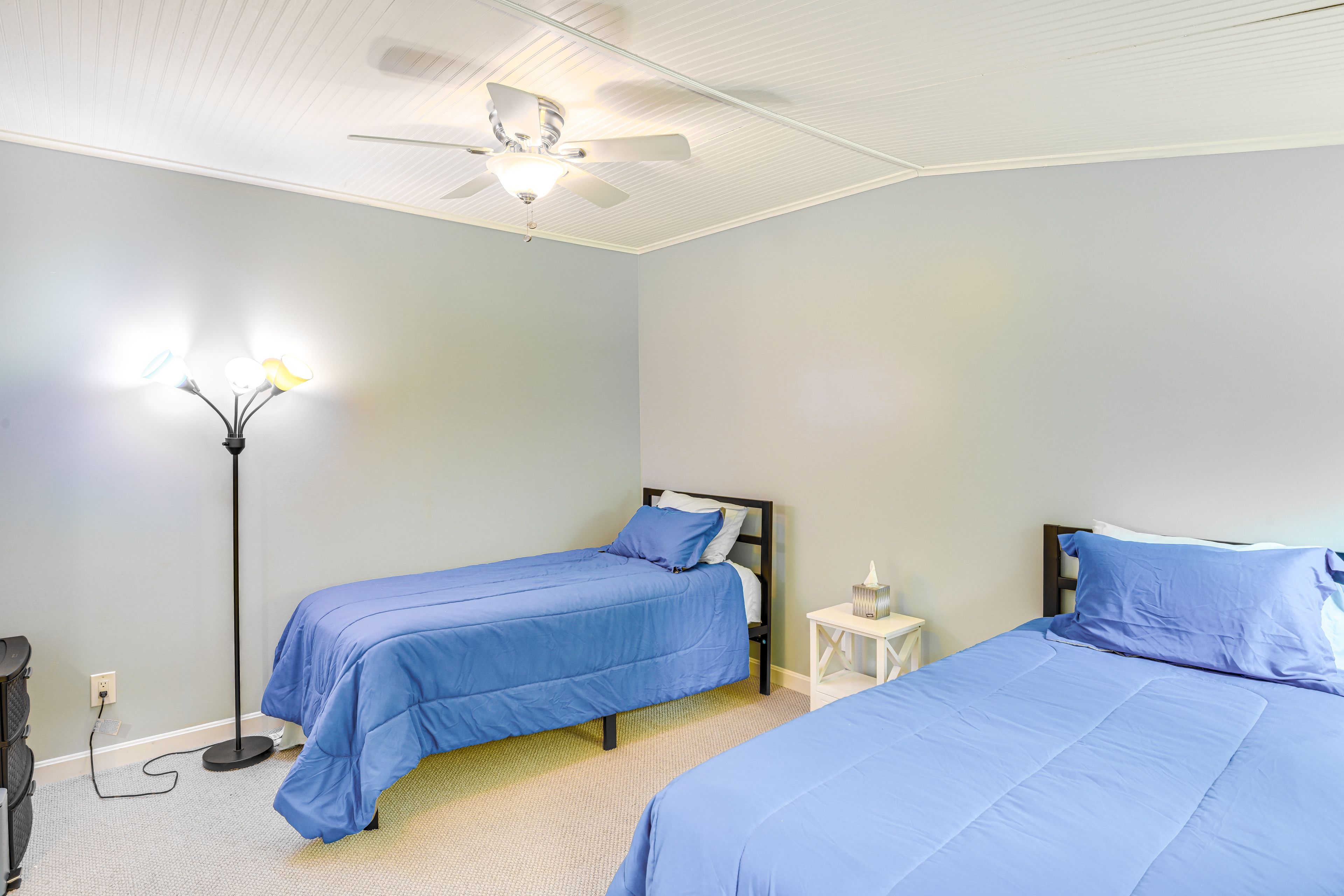 Bedroom 2 | 2 Twin Beds