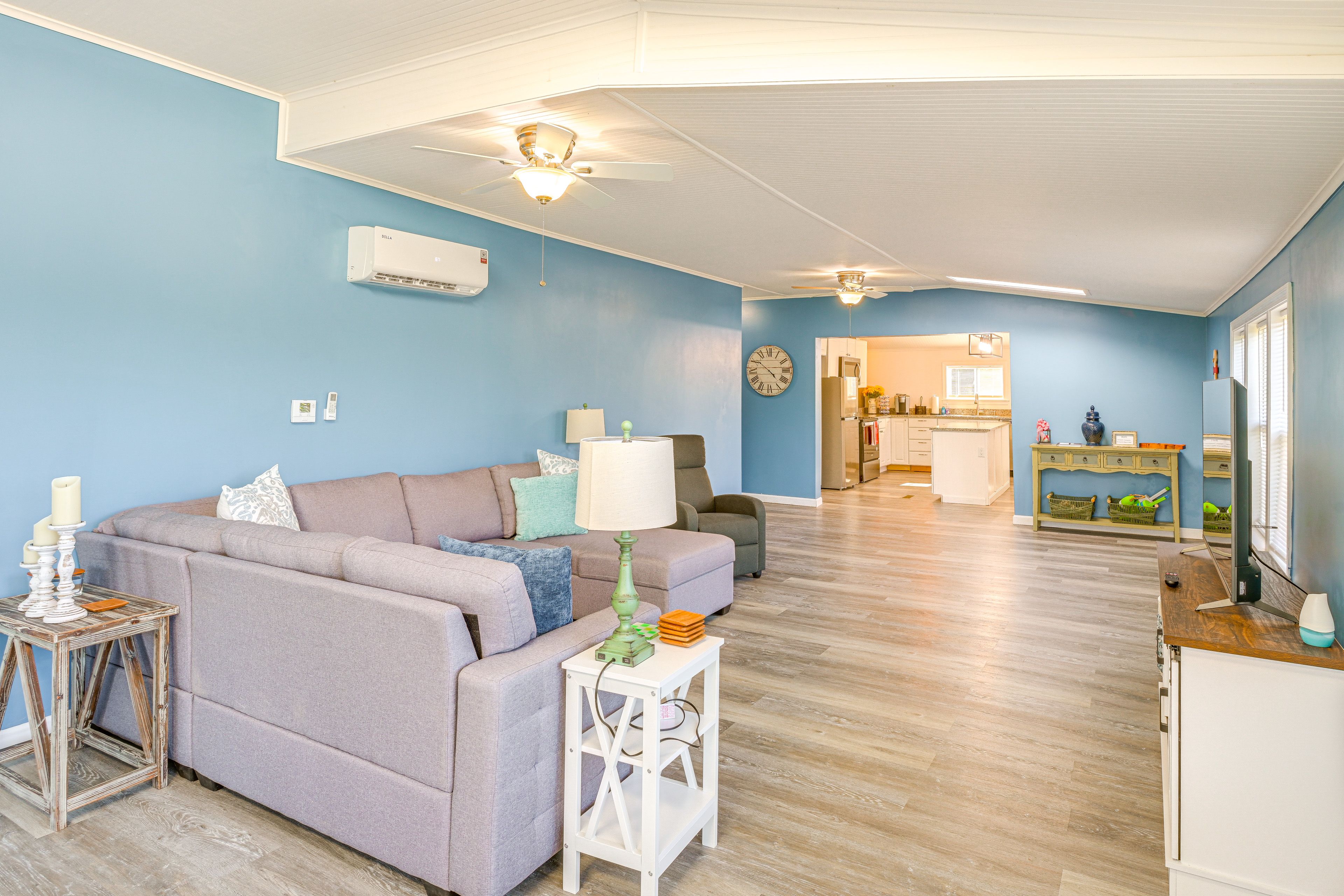 Living Room | Wall A/C Units | Propane Heating | Board Games | Card Games