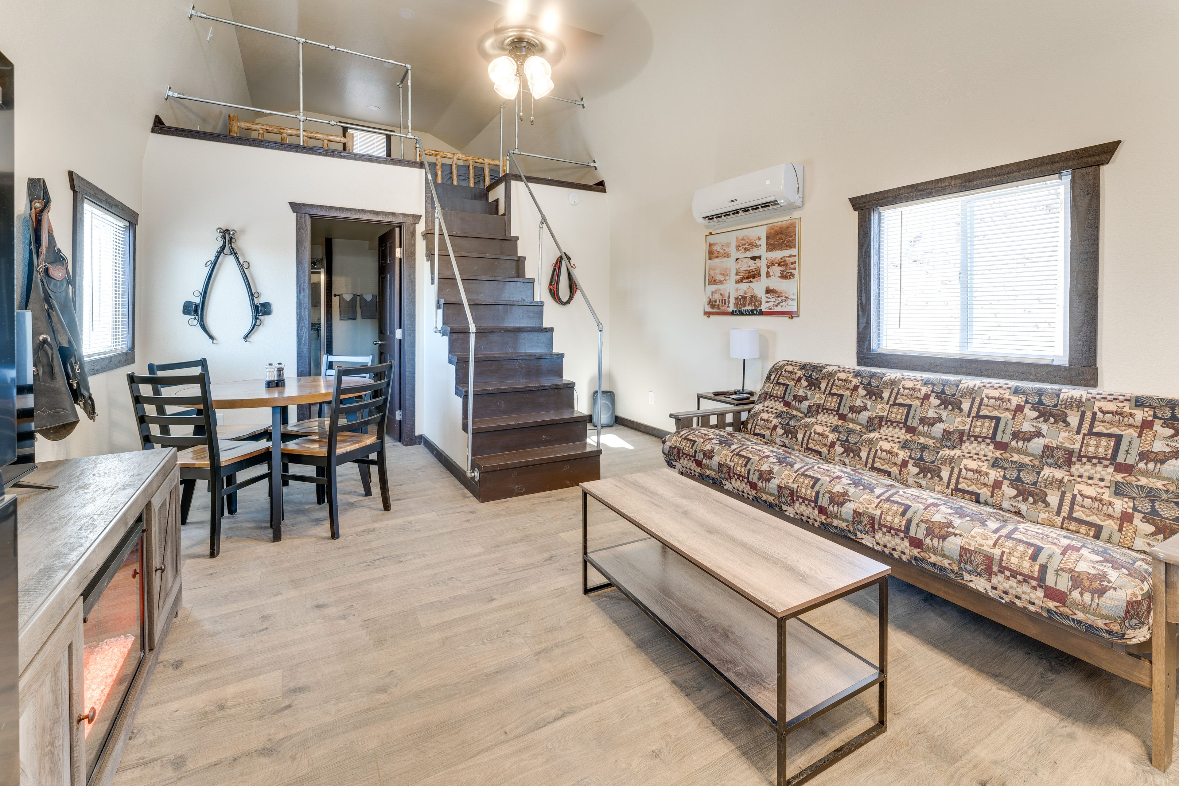 Living Area | Dining Table | 1st Floor