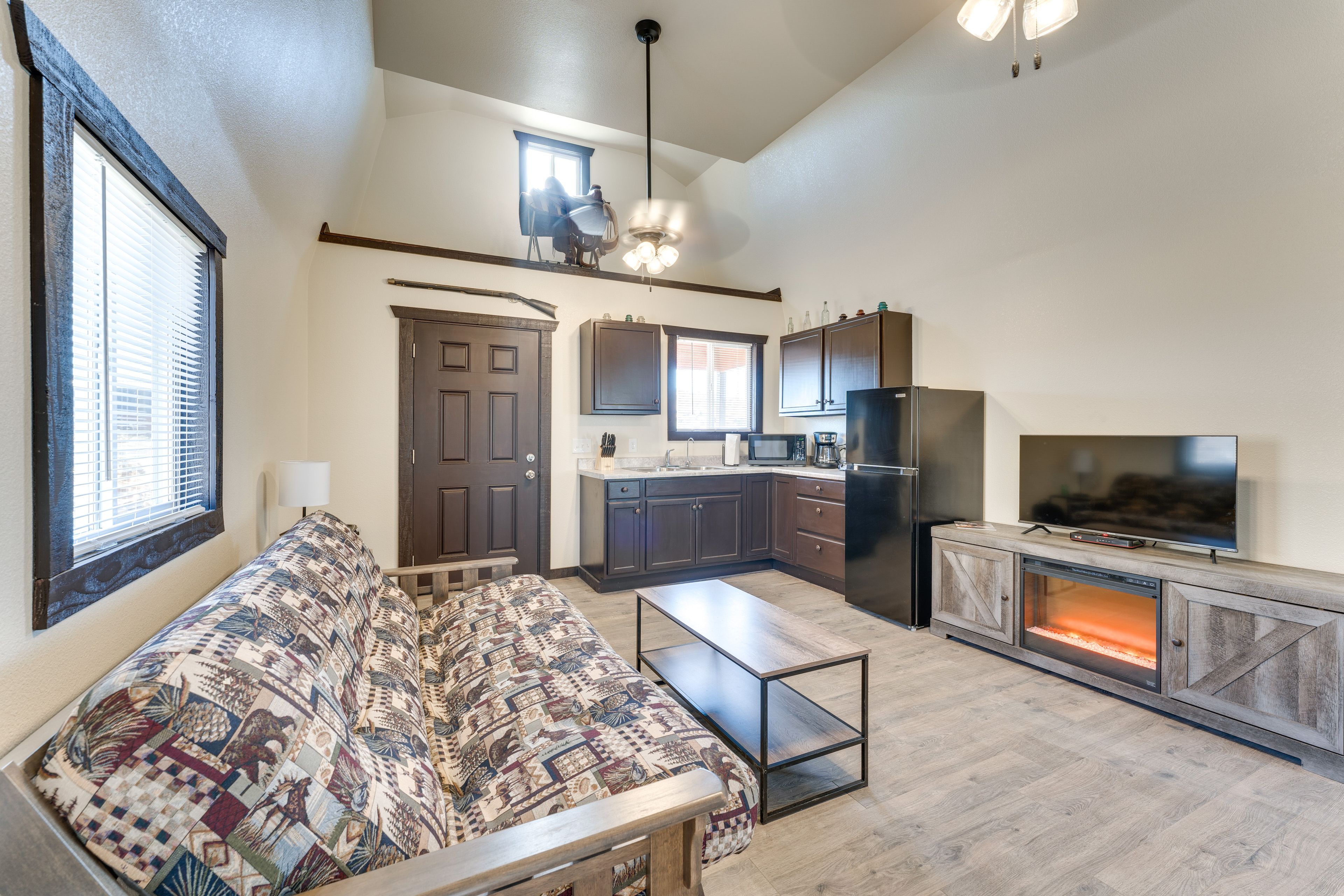 Studio | 2 Full Beds | Full Sleeper Sofa | Electric Fireplace