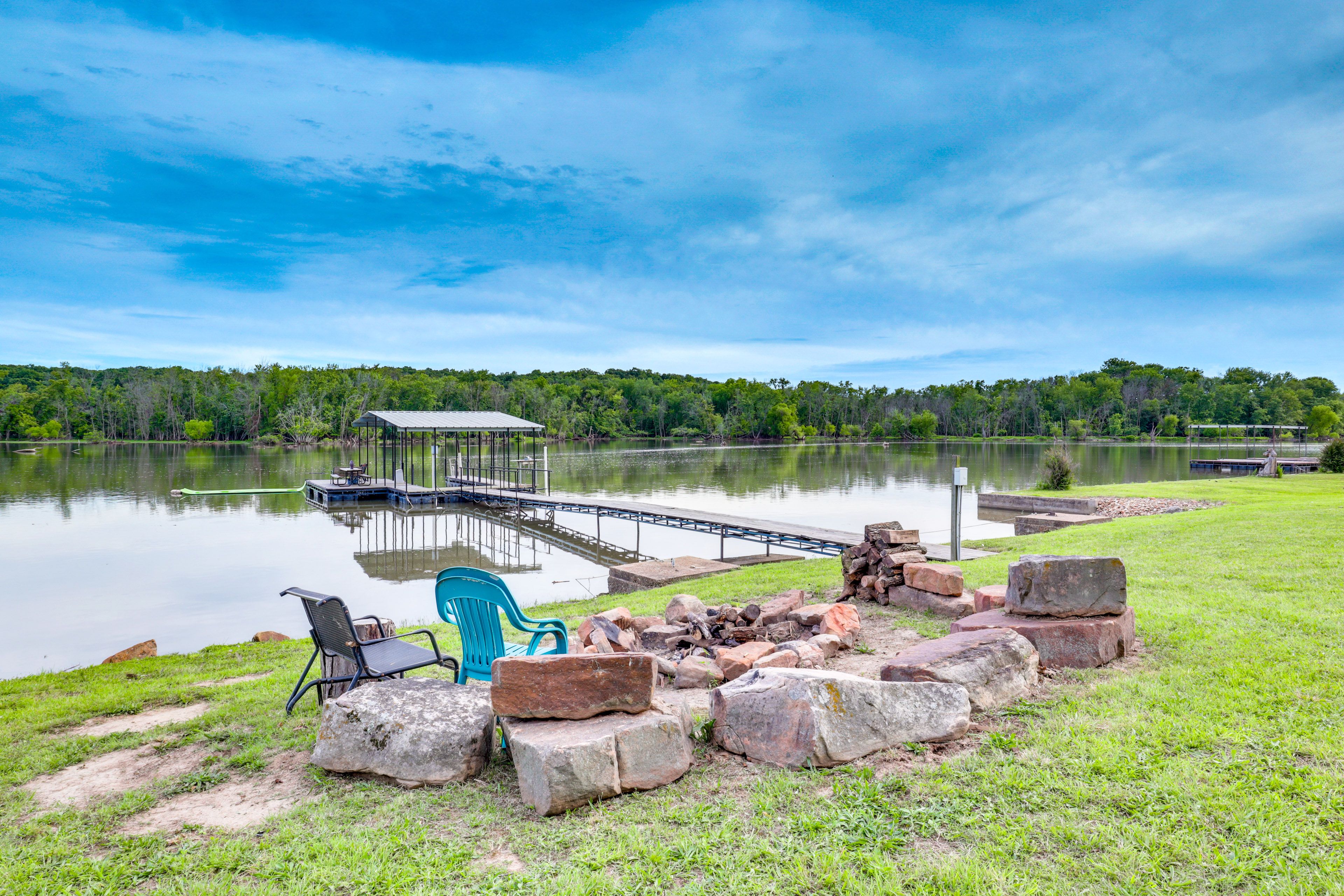 Lincoln Vacation Rental | 1BR | 1BA | 600 Sq Ft | 3 Steps to Enter