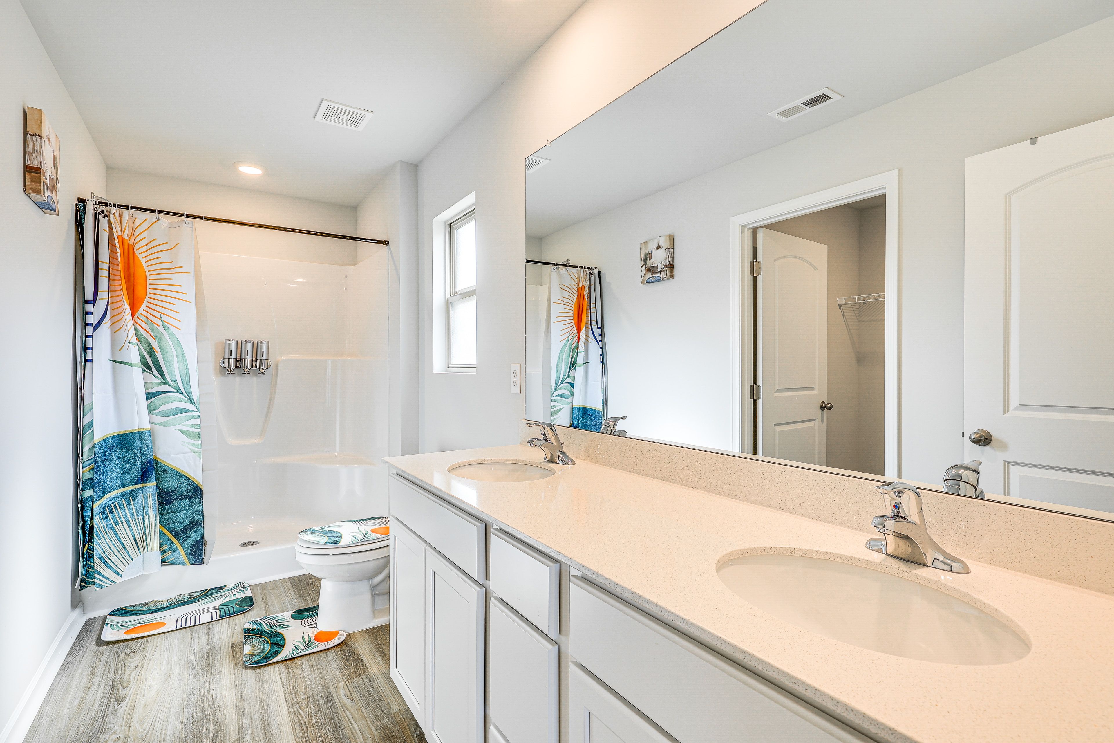 En-Suite Bathroom | Body Wash
