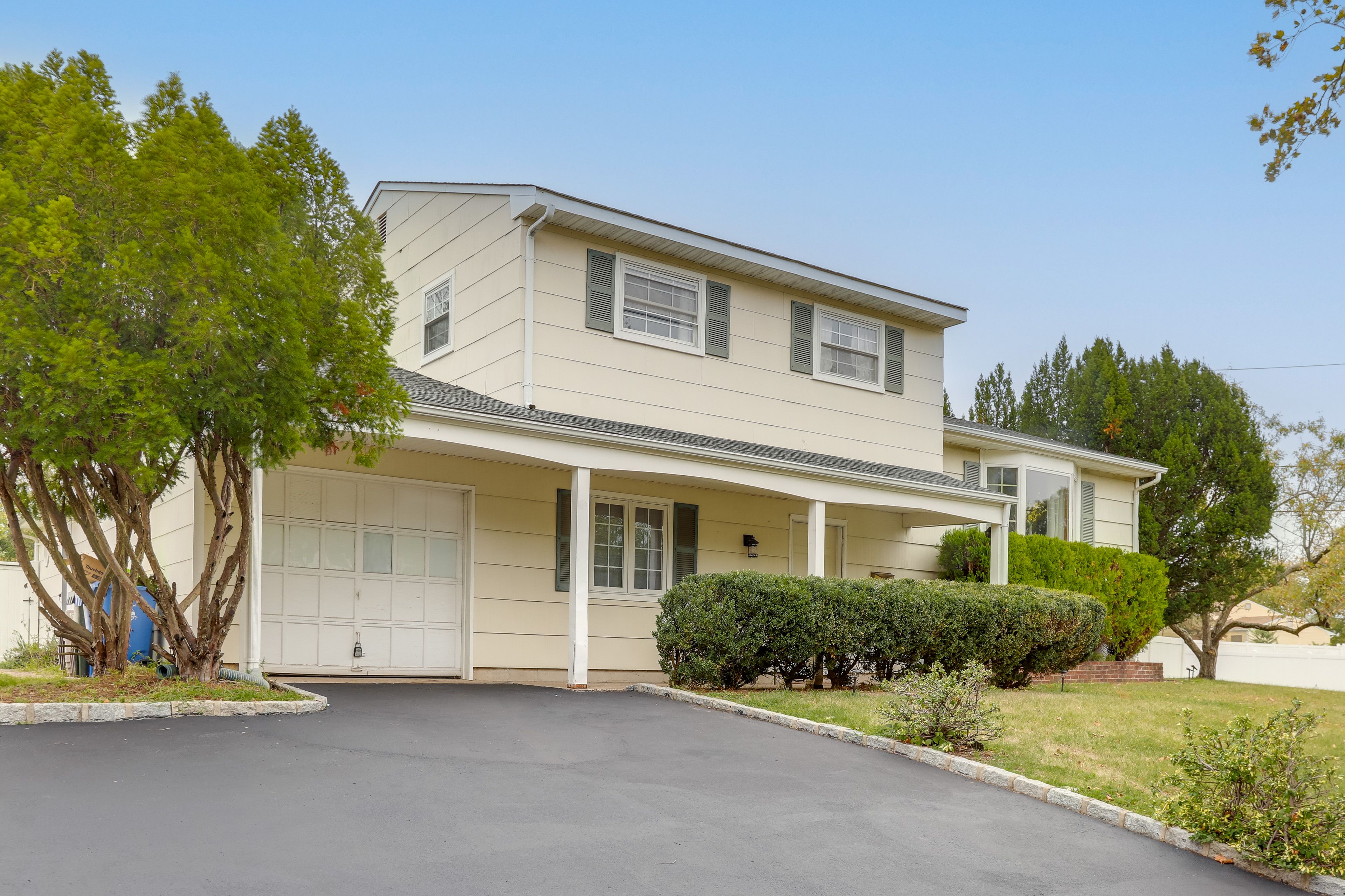 Parking | Driveway (3 Vehicles) | Free Street Parking (First-Come, First-Served)