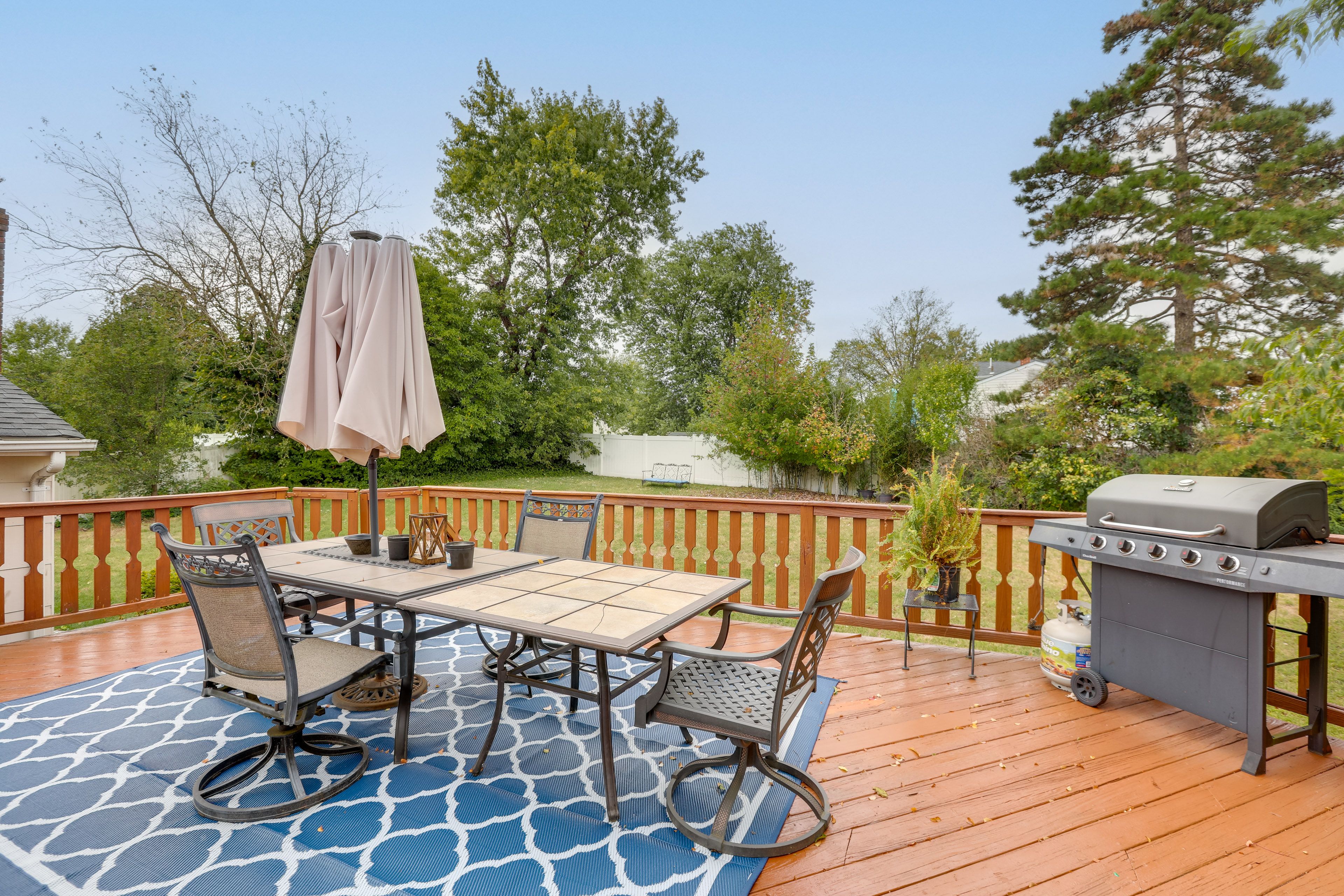 Somerset Vacation Rental | 5BR | 2.5BA | 1 Step to Access | 3,200 Sq Ft