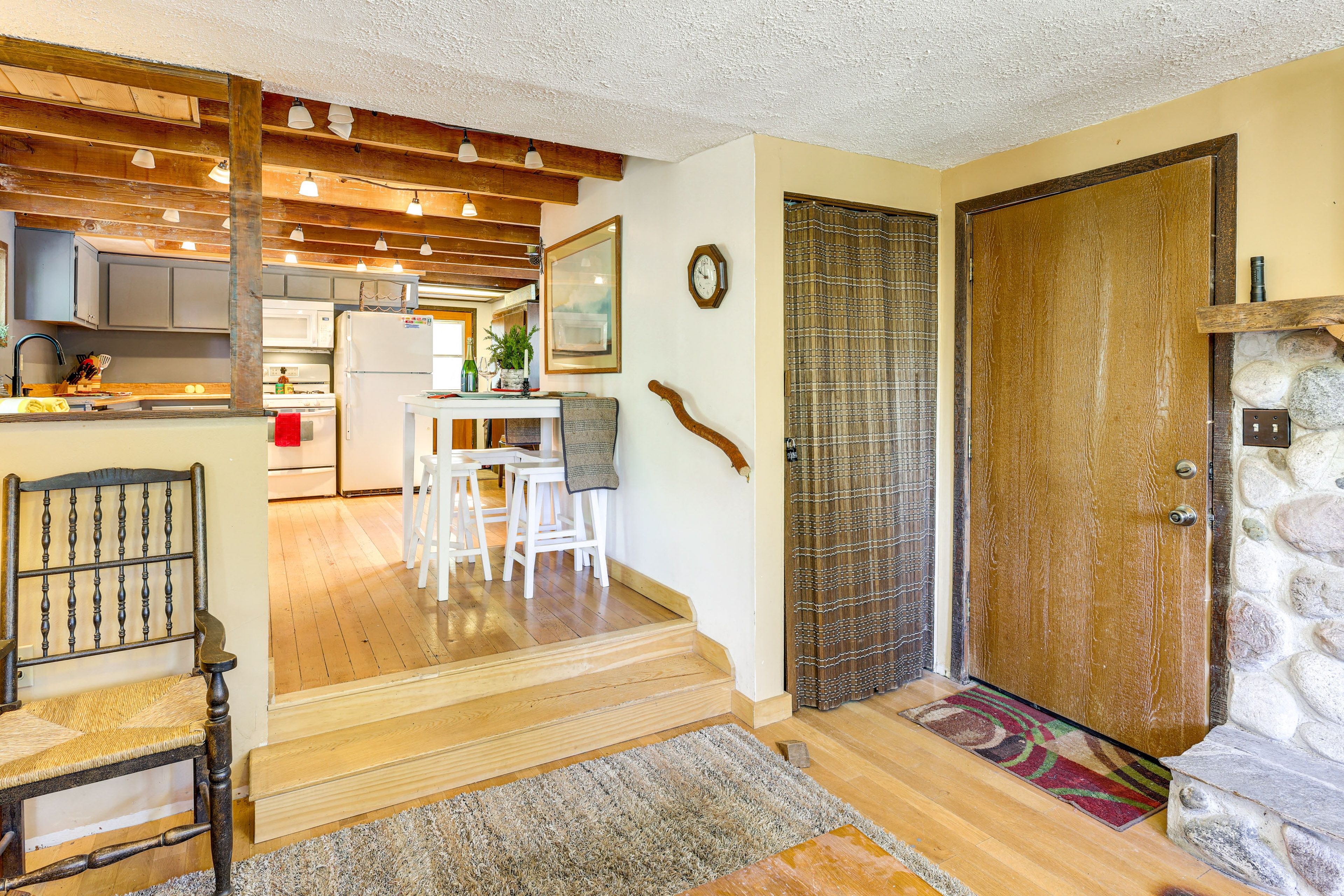 Dining Area | 1st Floor | Dishware/Flatware