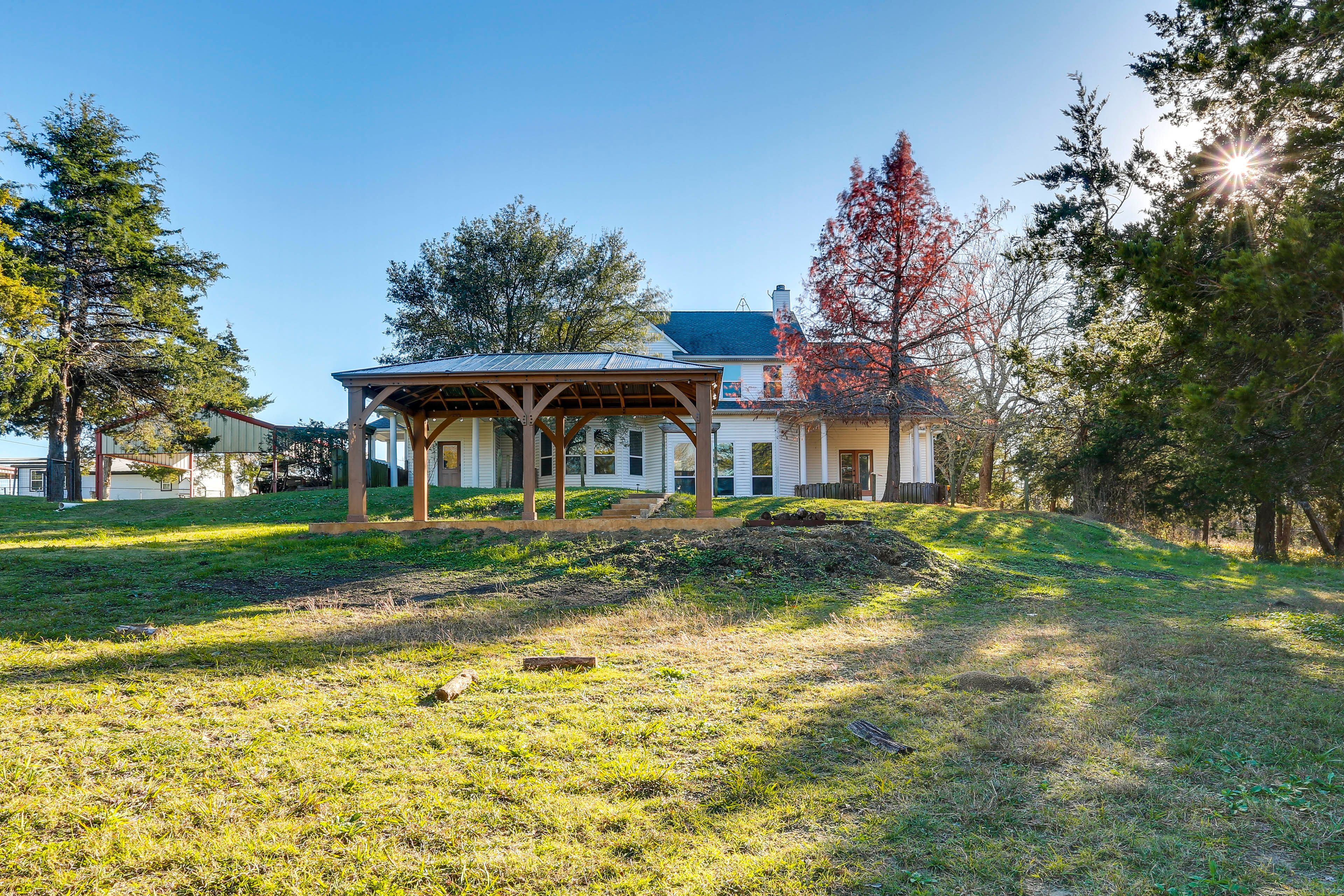 Backyard | Private 50-Acre Ranch