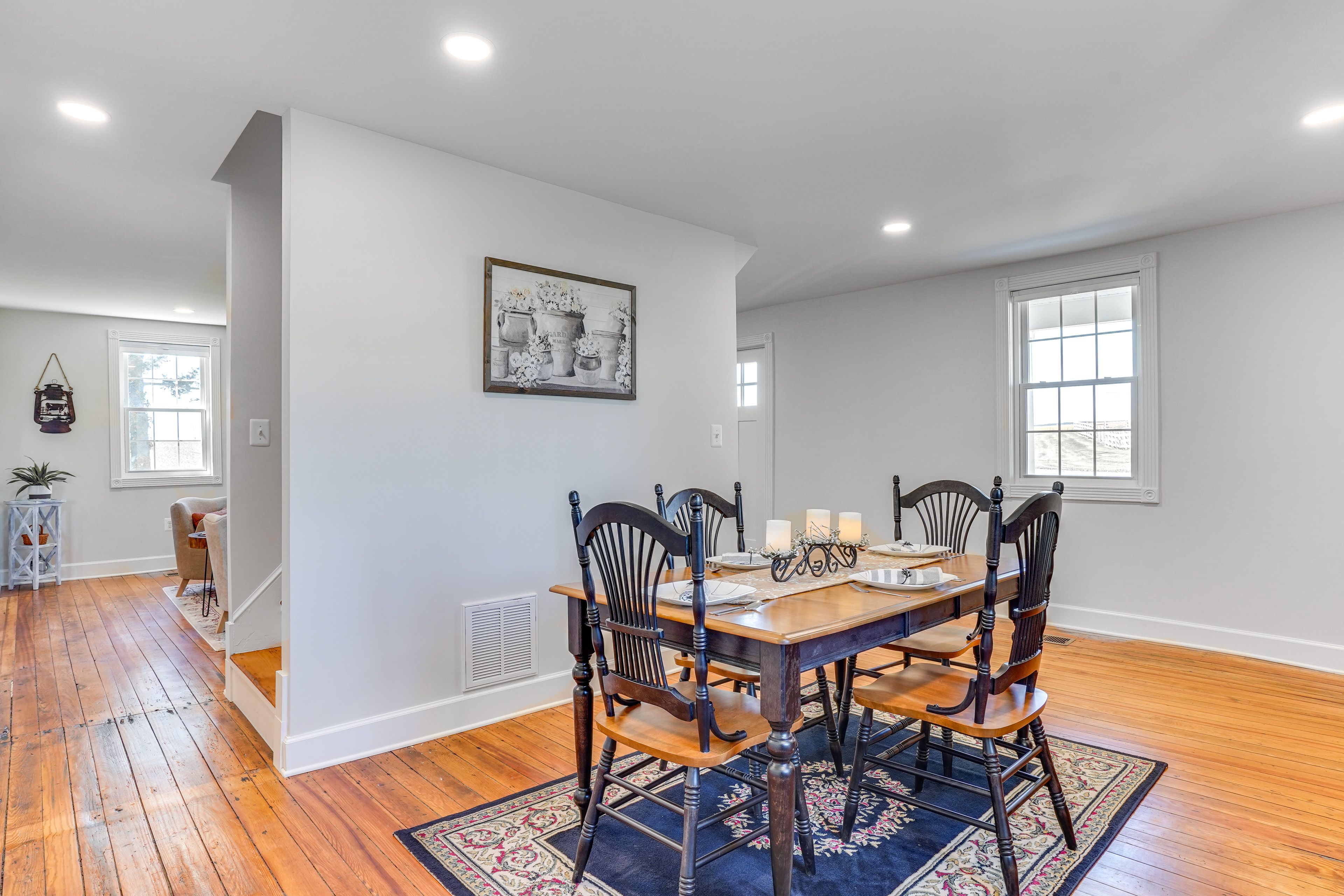 Dining Area | 1st Floor