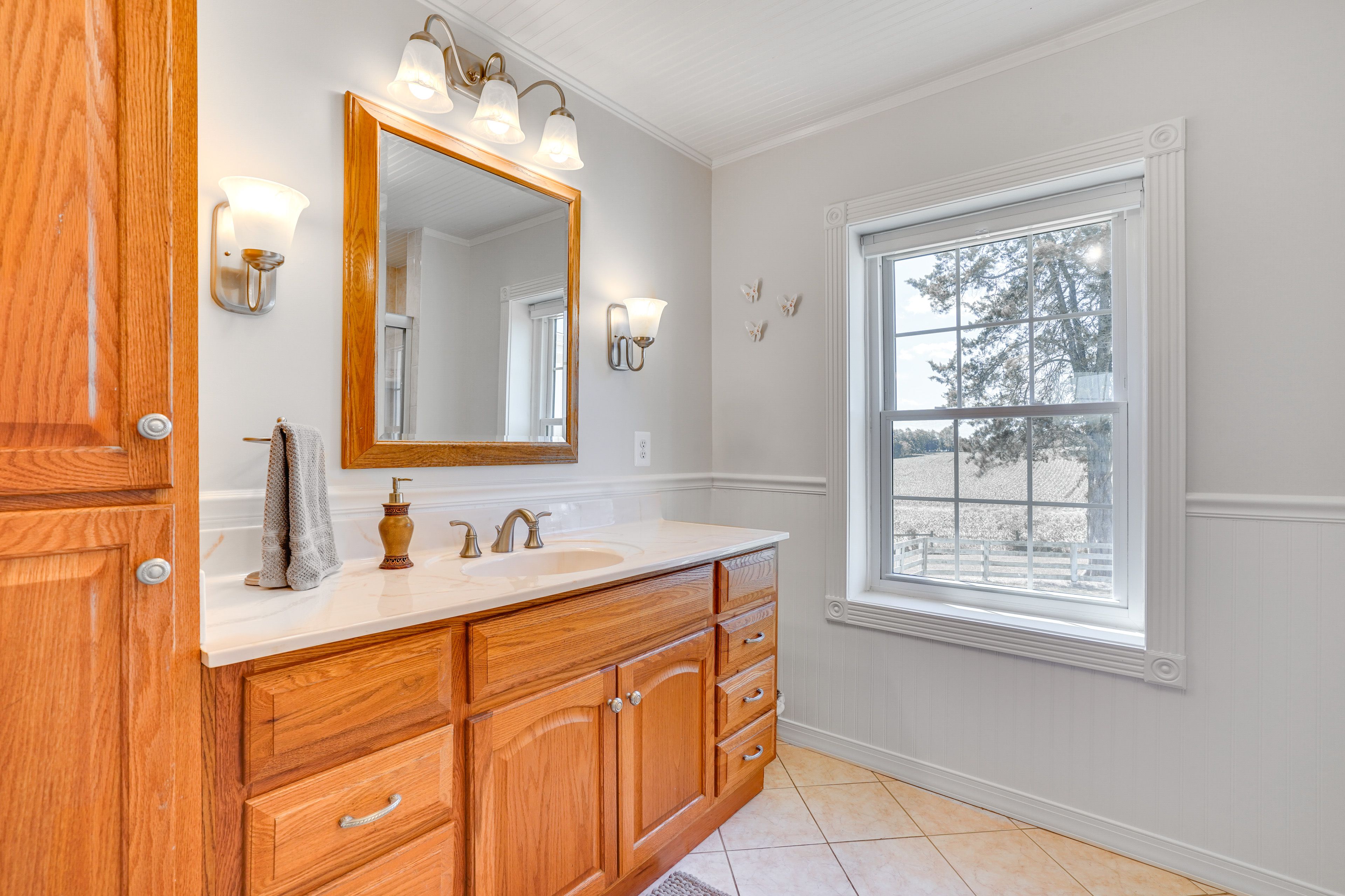 Bathroom | Complimentary Toiletries | 1st Floor