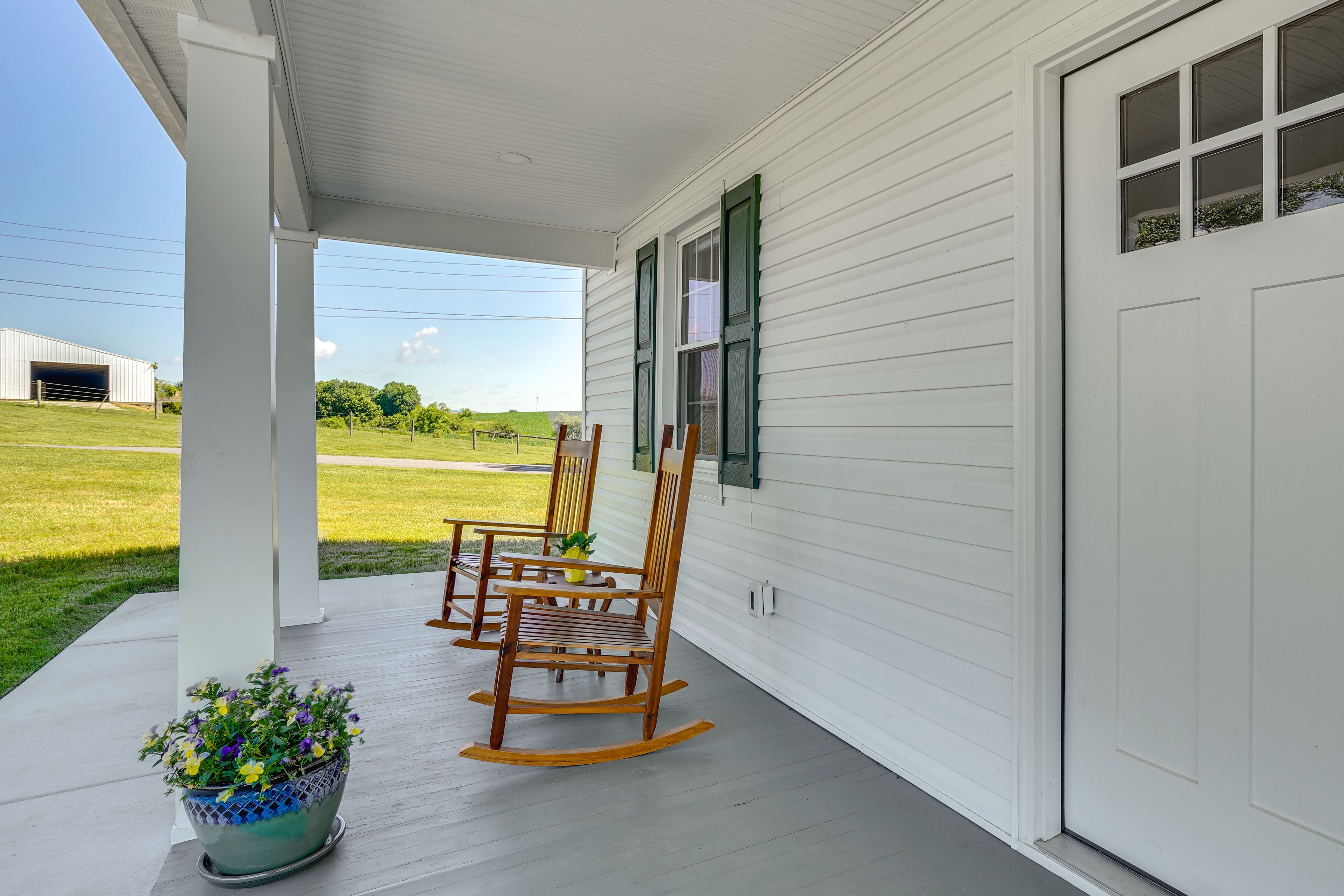 Front Porch | Quiet Property