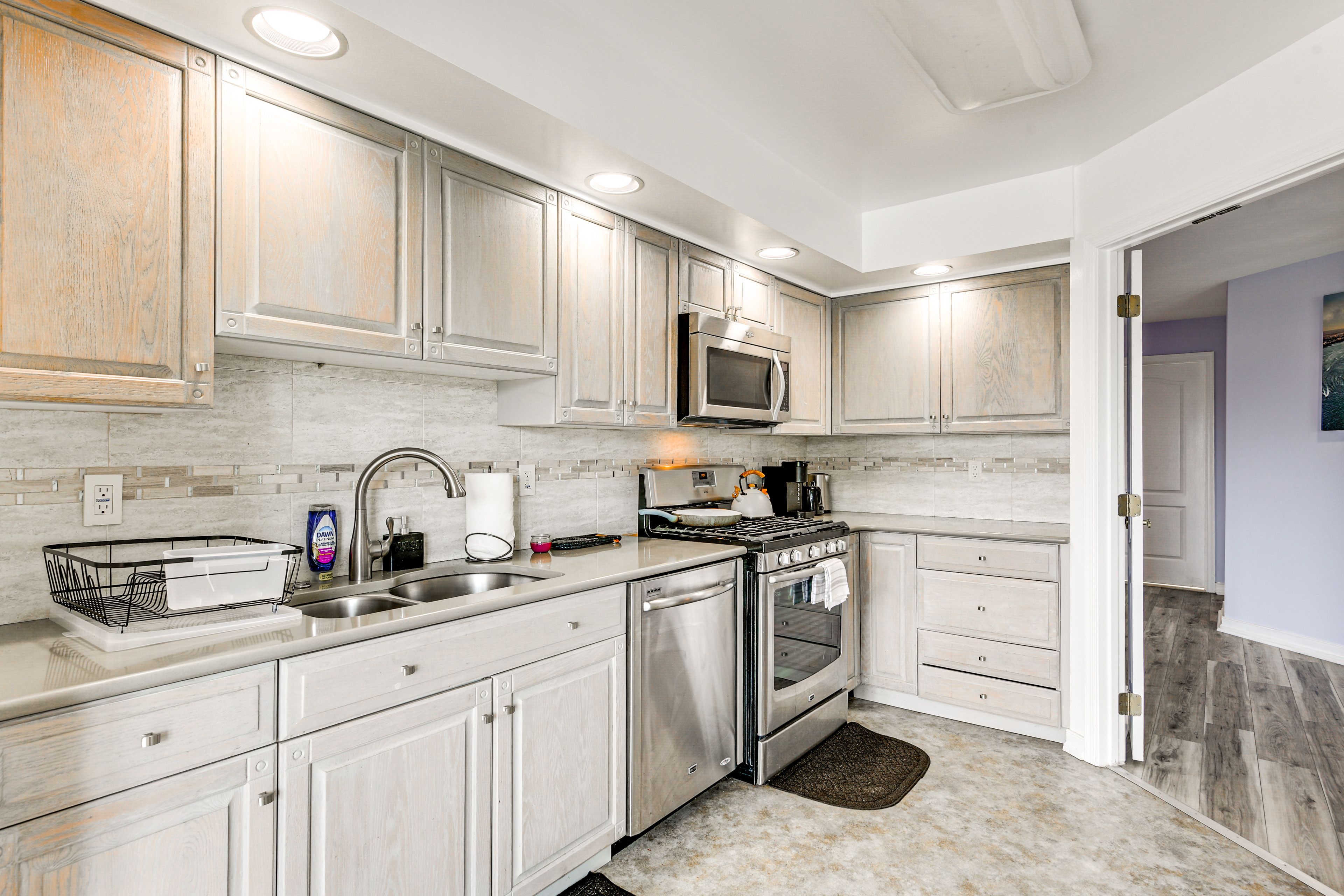 Kitchen | Keurig Coffee Maker (Coffee Provided) | Spices