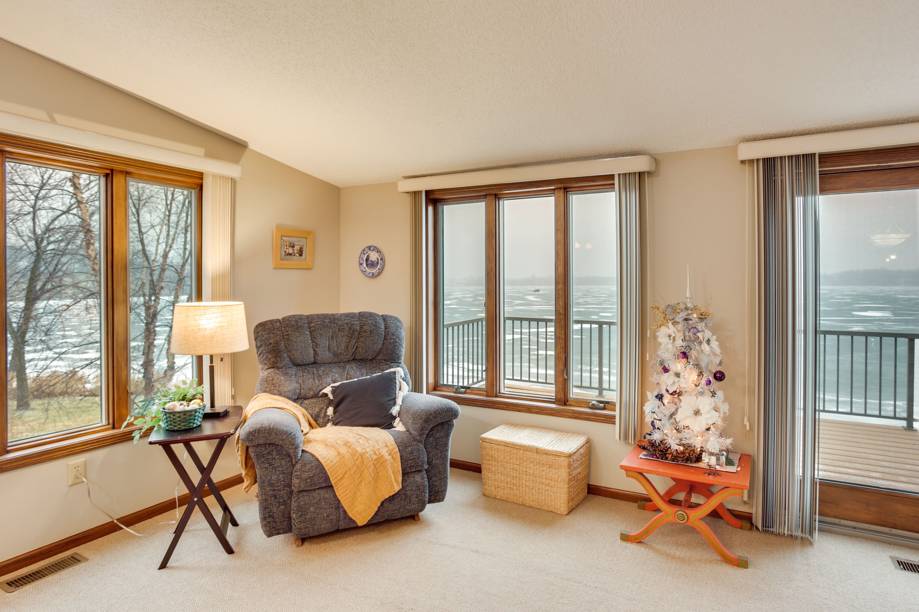 Sitting Room | 1st Floor