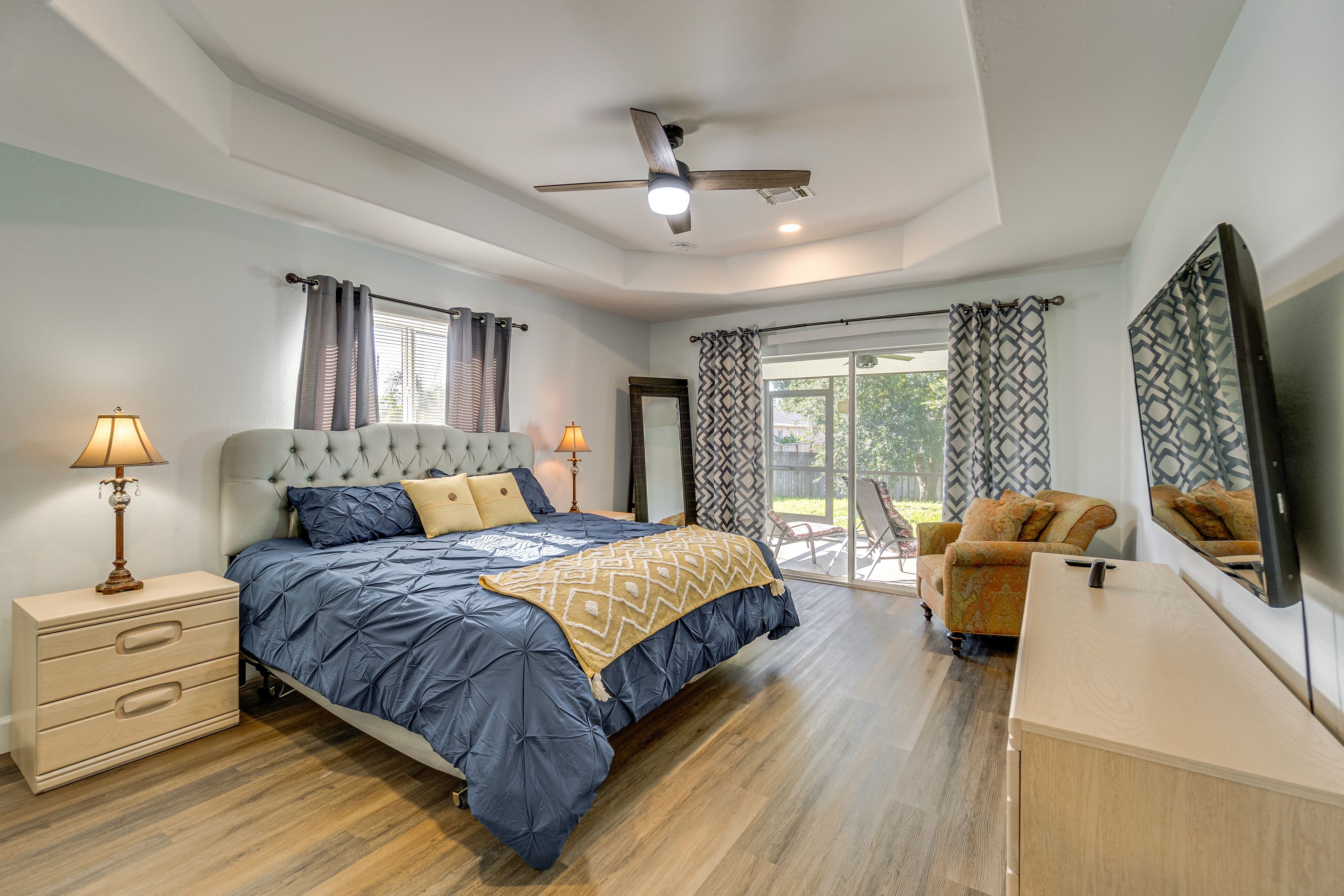 Bedroom 1 | King Bed | Linens Provided