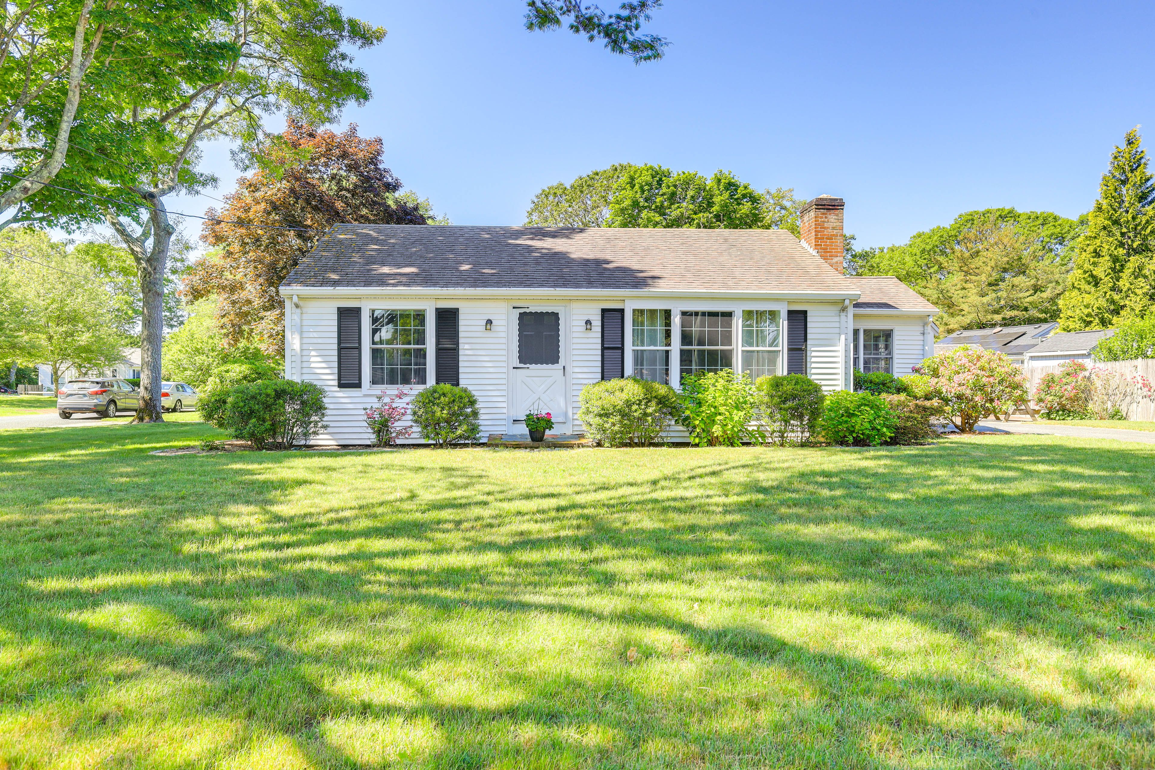 South Yarmouth Vacation Rental | 2BR | 1BA | 888 Sq Ft | Stairs Required