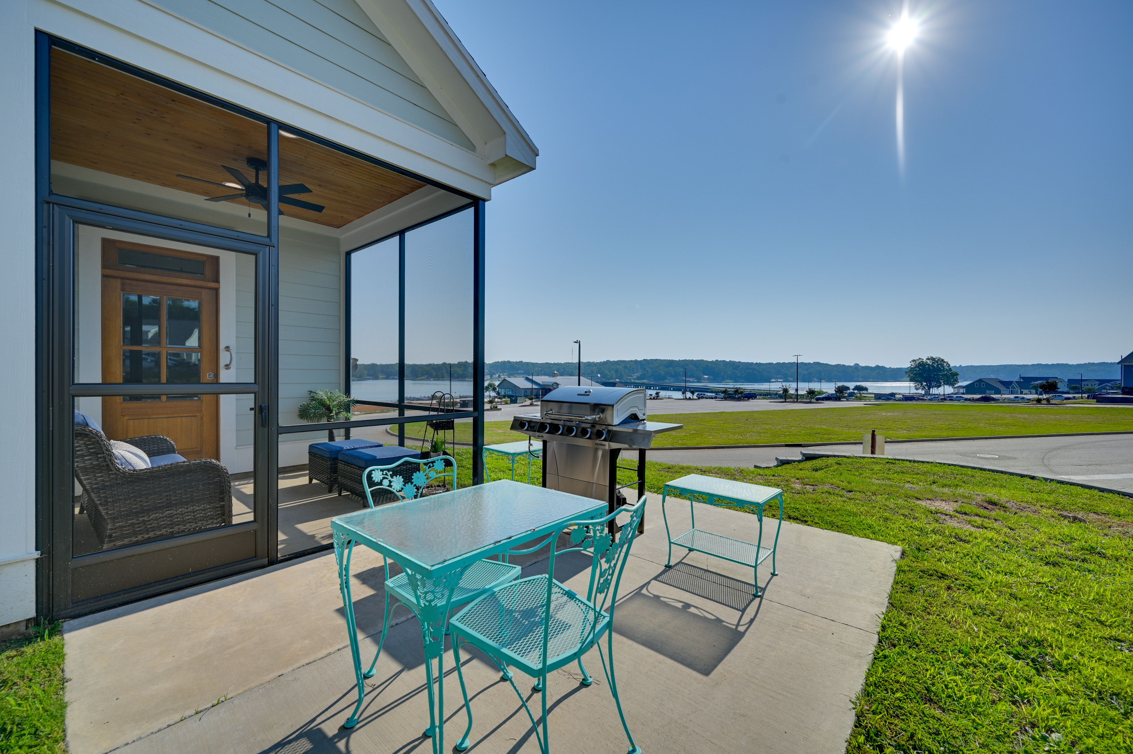 Private Patio | Outdoor Dining Area