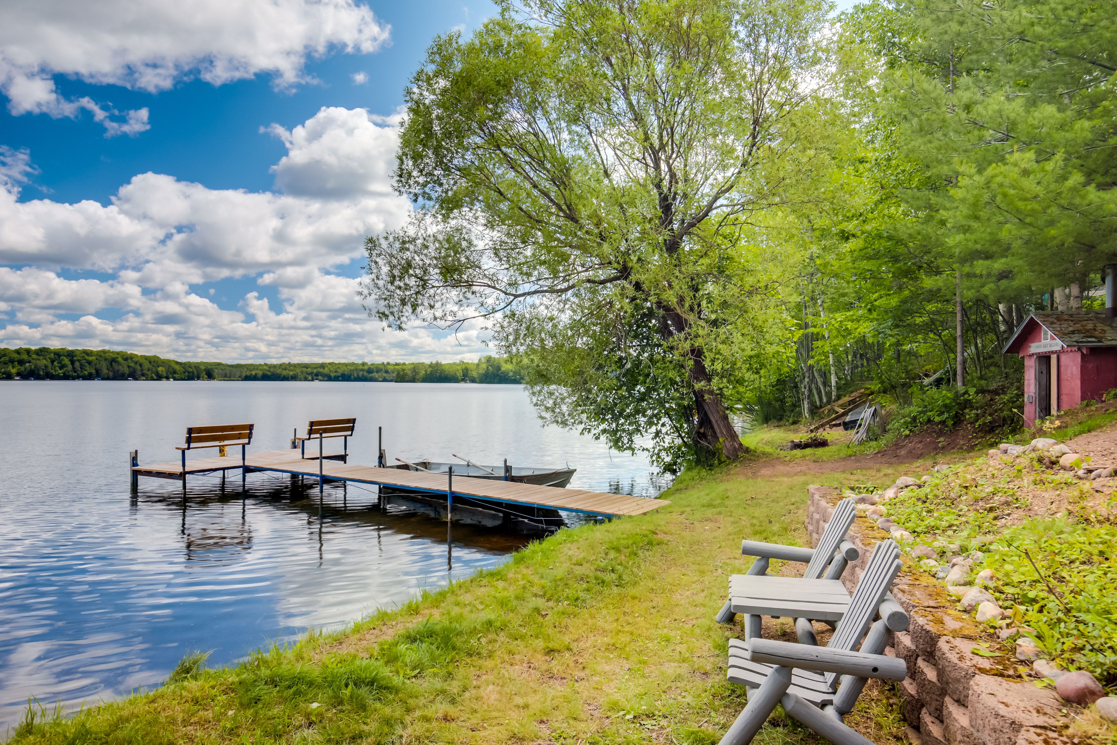 Lakefront | Private Dock | Rowboat