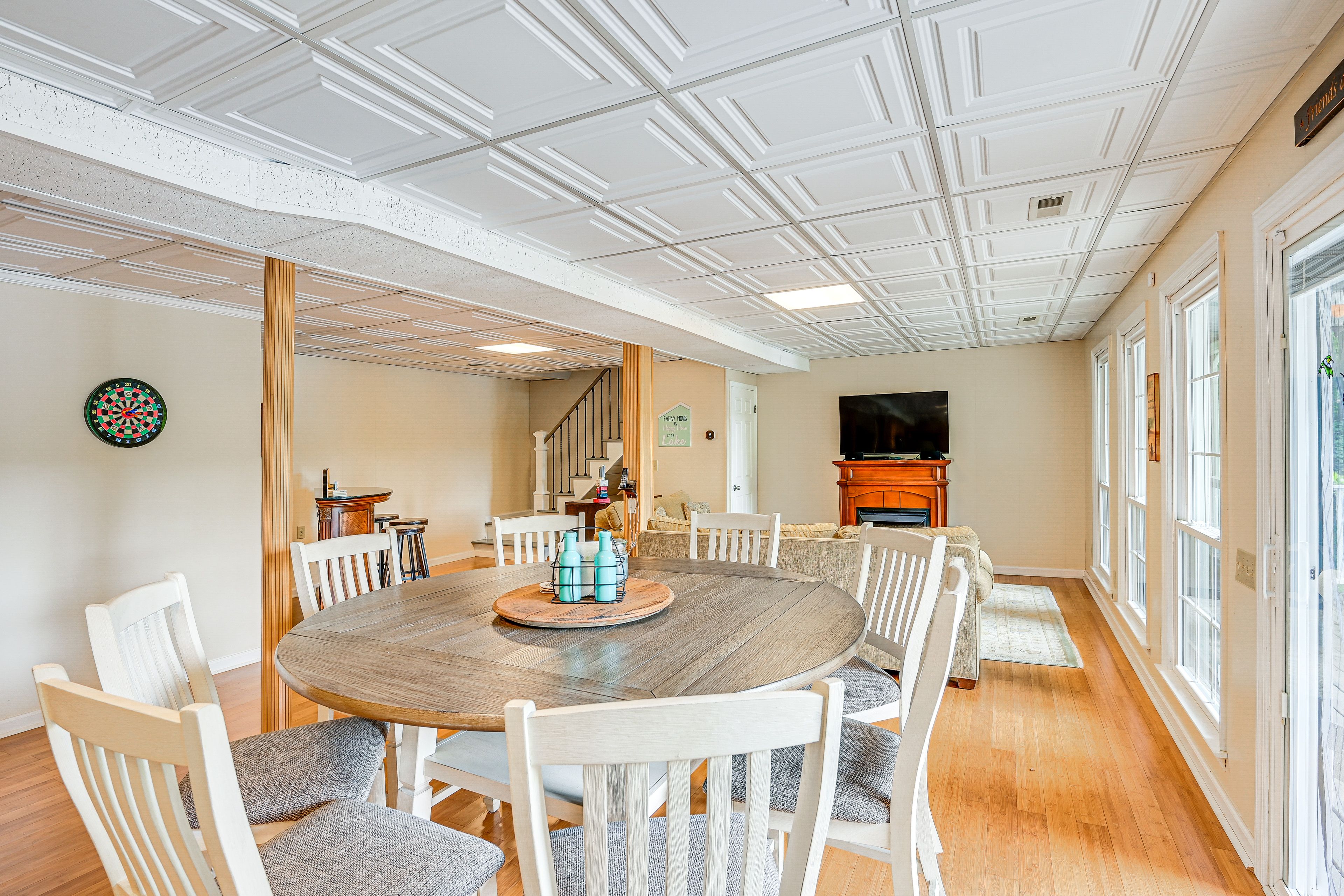 Dining Area | 1st Floor | Dishware & Flatware Provided