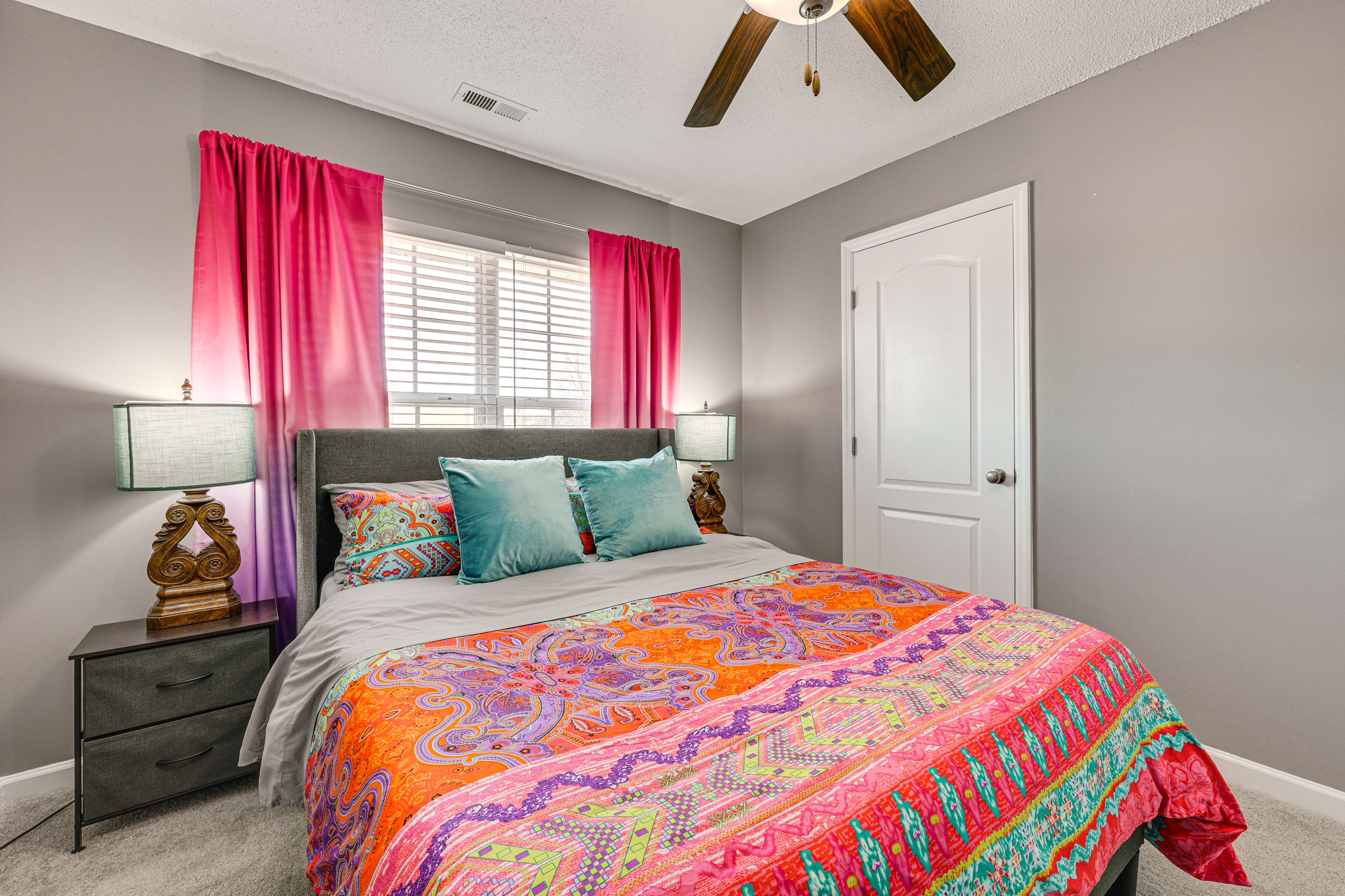 Bedroom 4 | Queen Bed | 2nd Floor