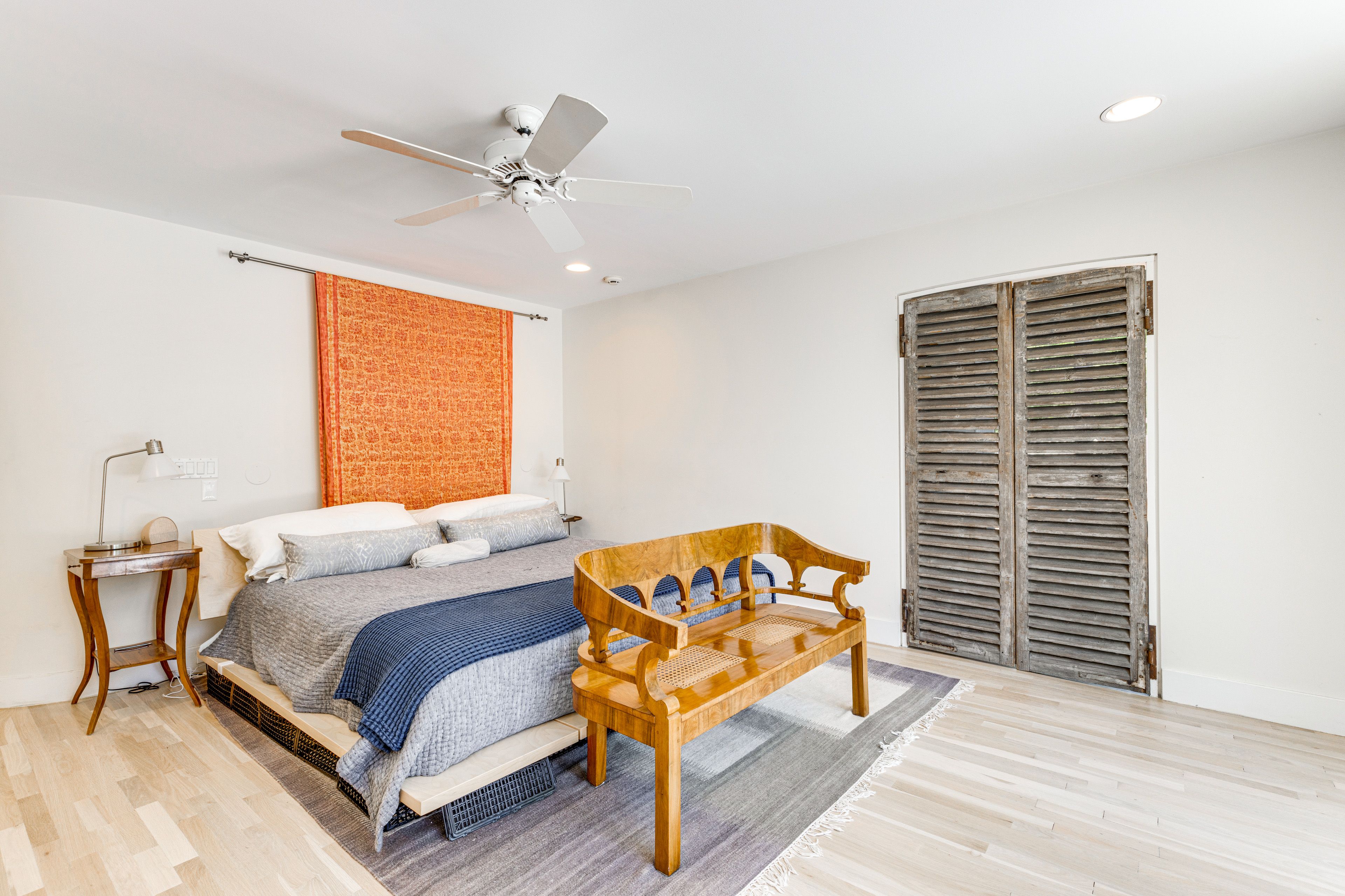 Bedroom 1 | King Bed | Linens Provided