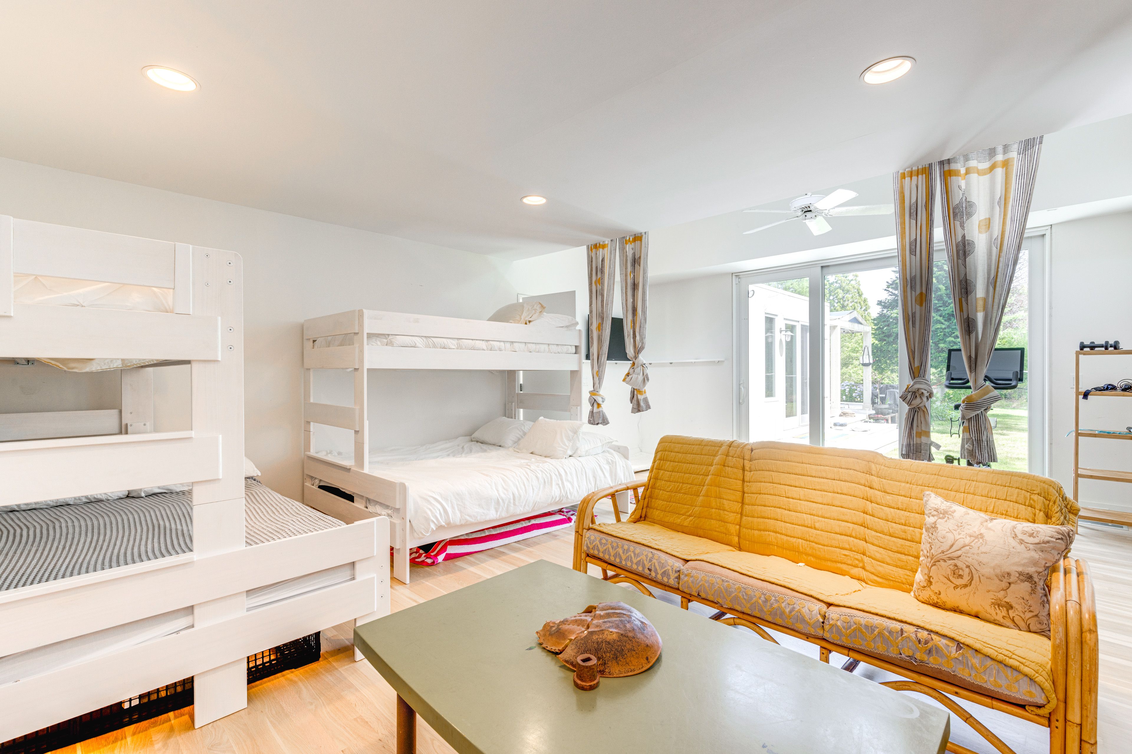 Bedroom 4 | 2 Twin/Queen Bunk Beds