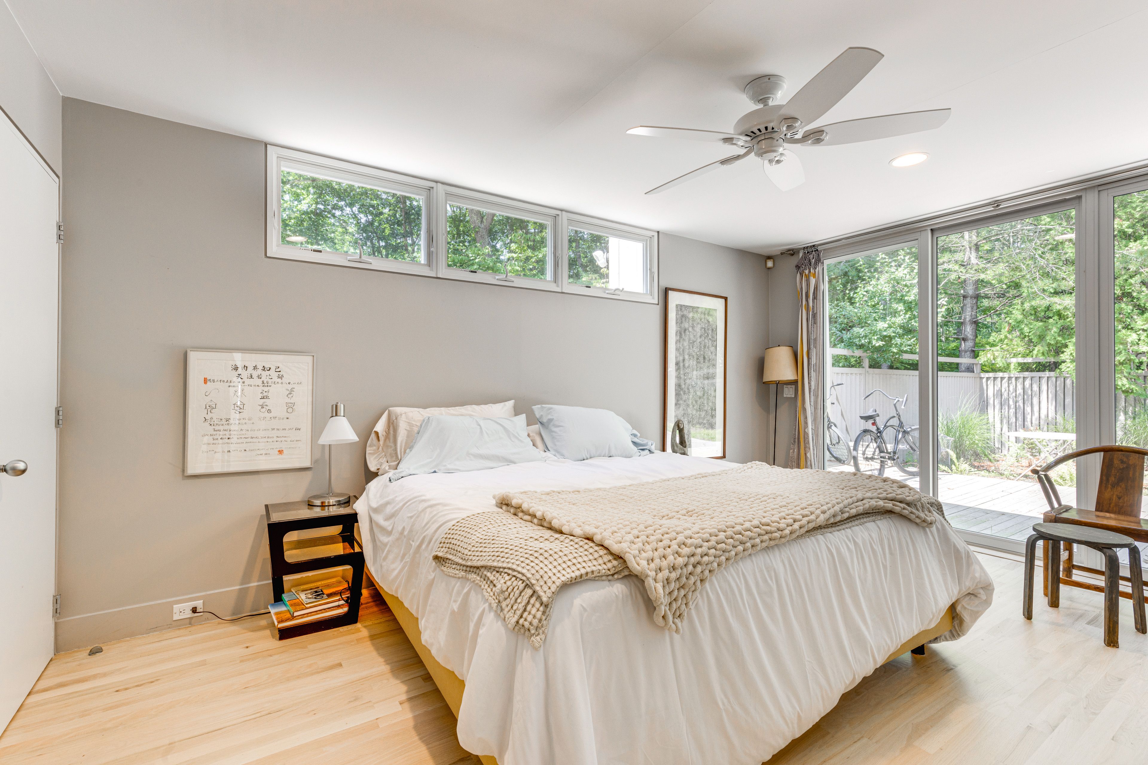 Bedroom 2 | King Bed | Crib | Baby Changing Table