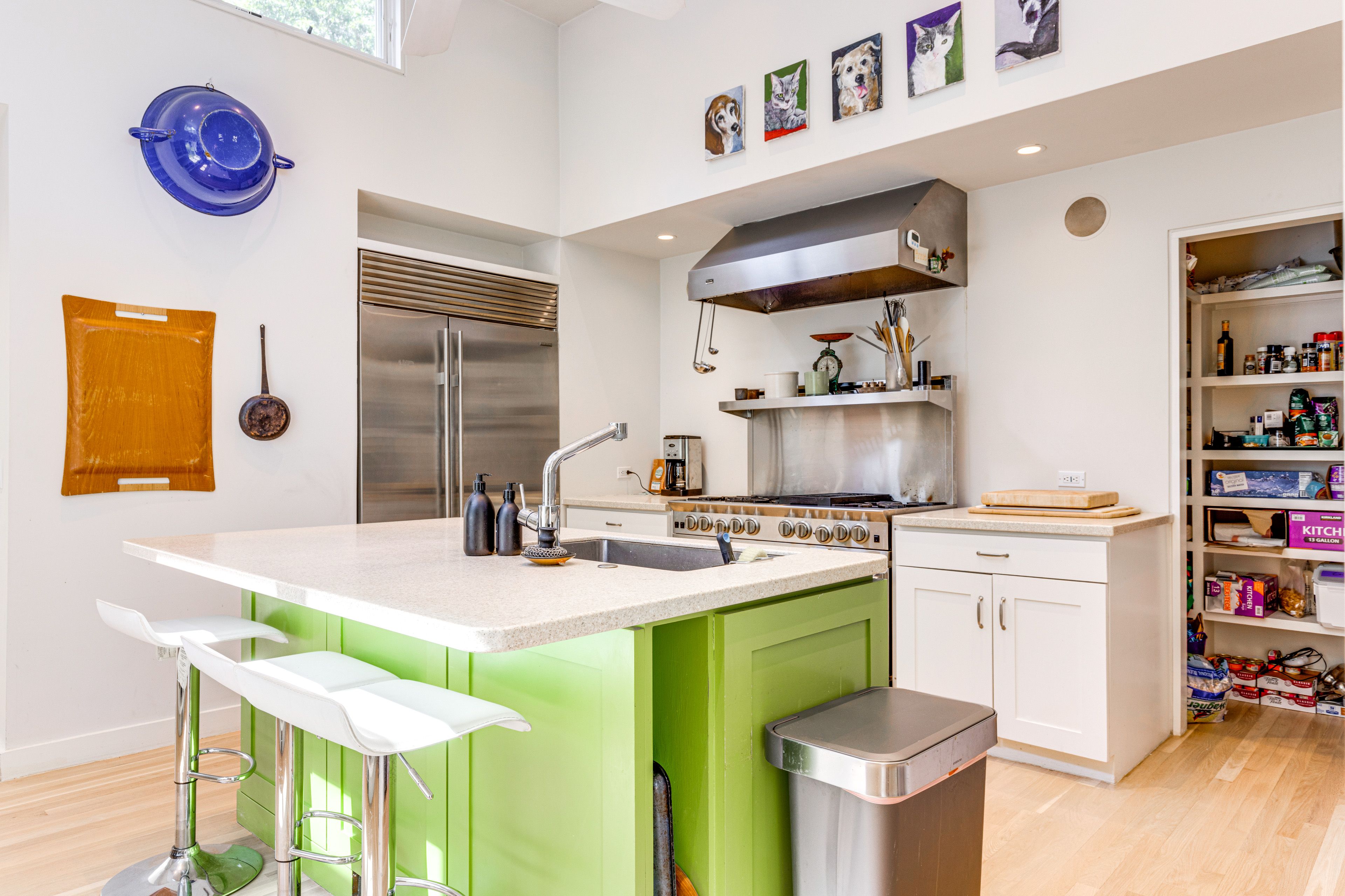 Kitchen | Toaster | Blender | Spices