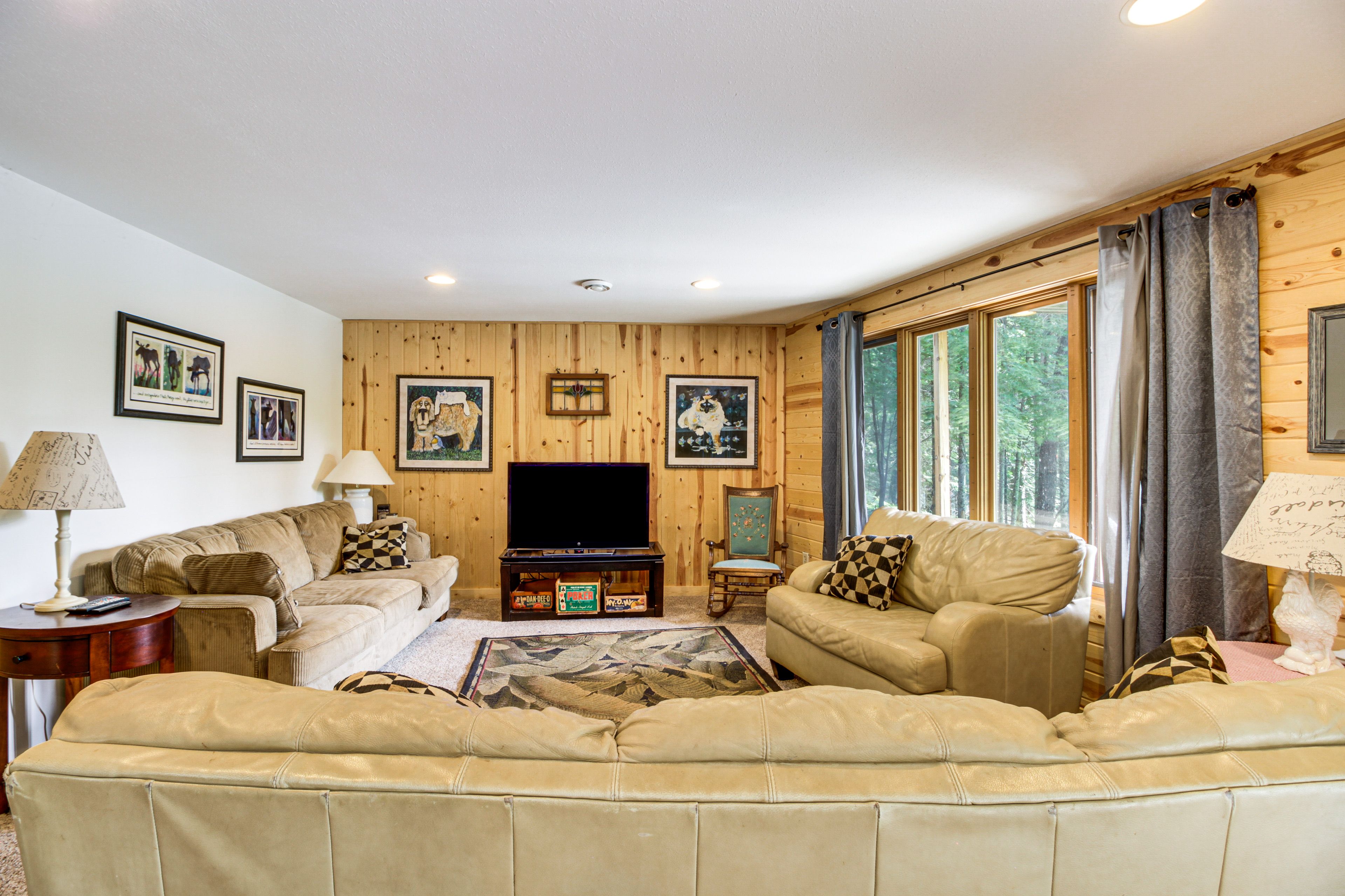 Family Room | Lower Level