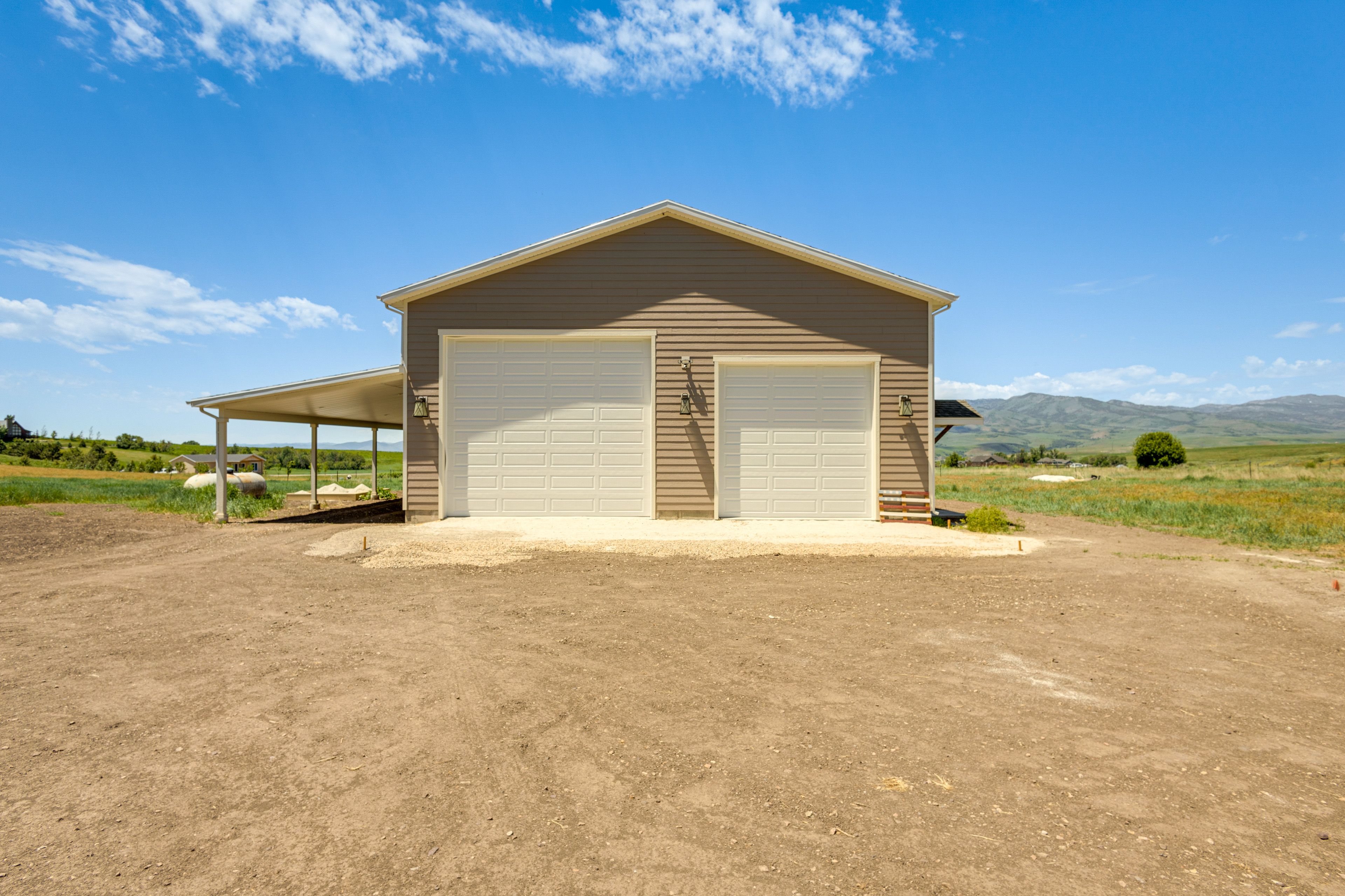 Parking | Garage (2 Vehicles) | Driveway (4 Vehicles) | RV/Trailers/ATVs Allowed