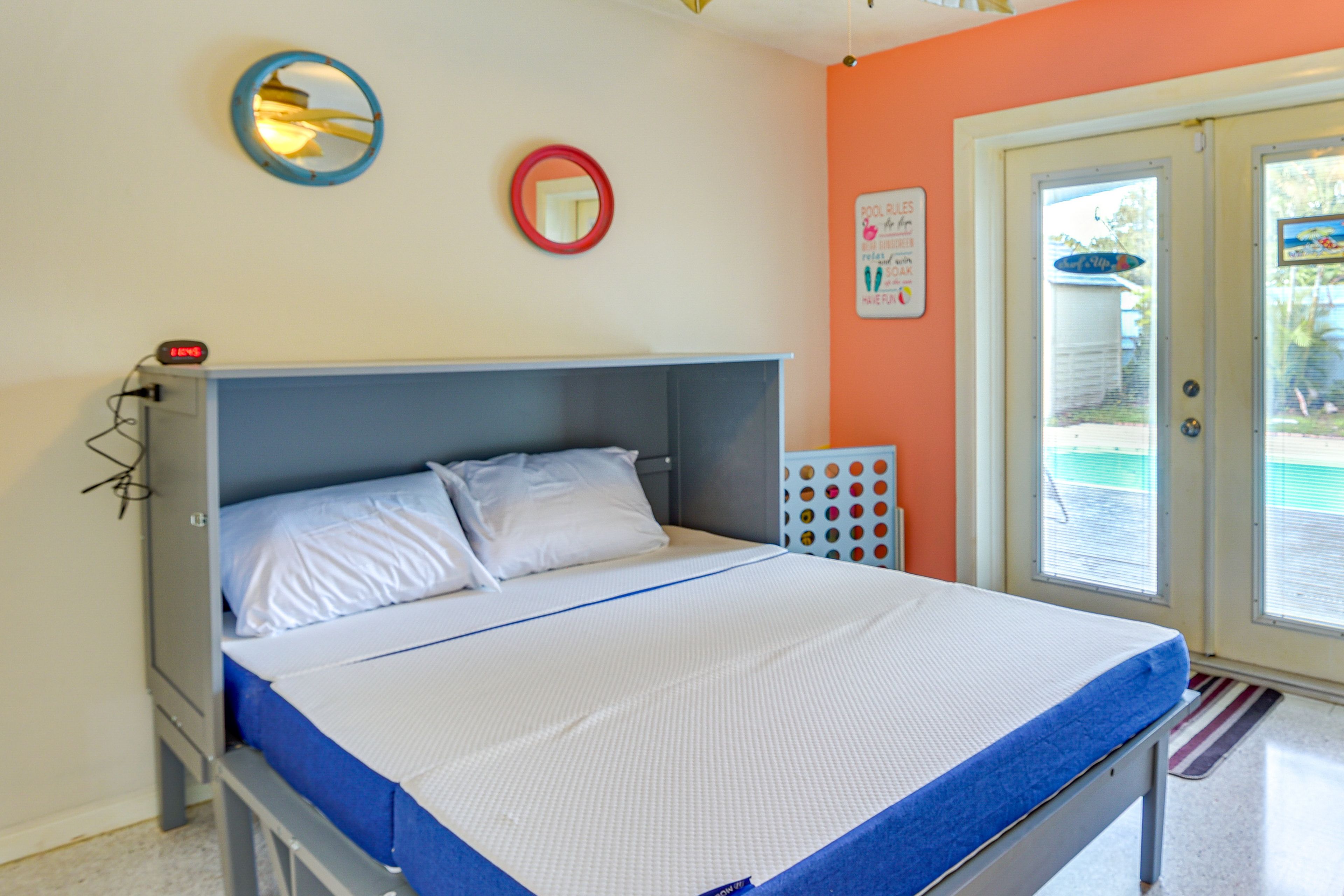 Bedroom 2 | Queen Murphy Bed