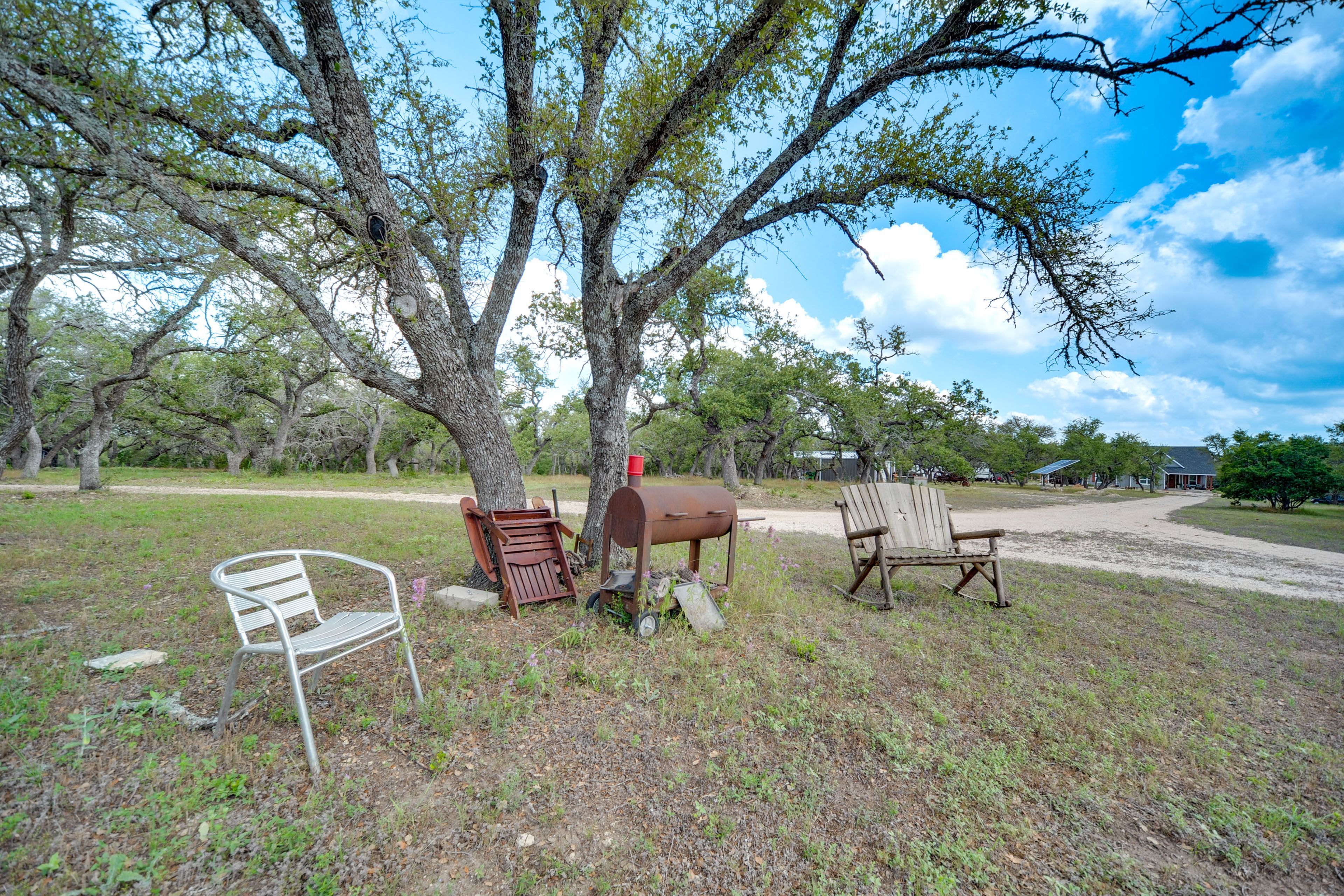 Shared Outdoor Seating Area