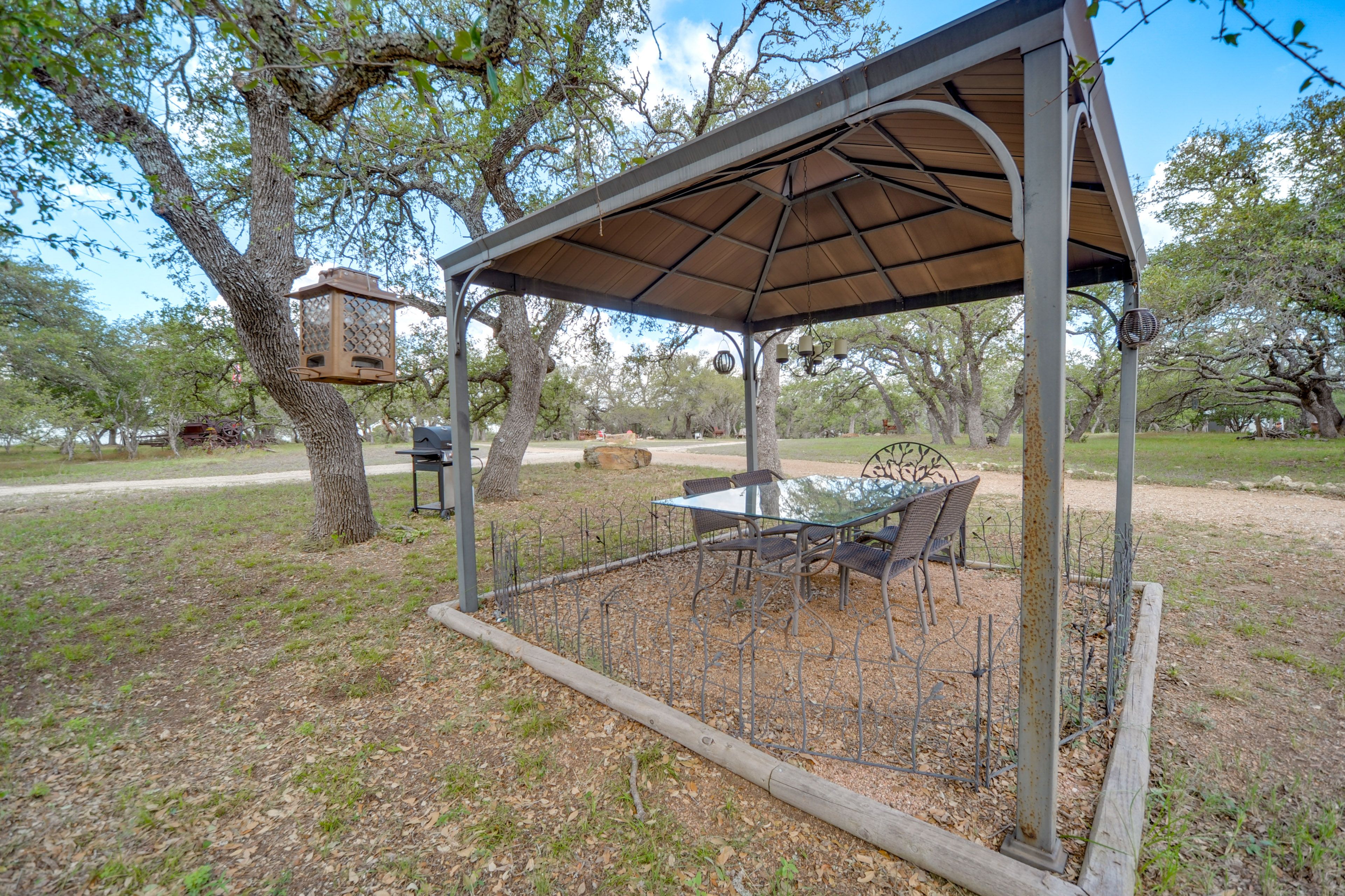 Shared Covered Seating Area