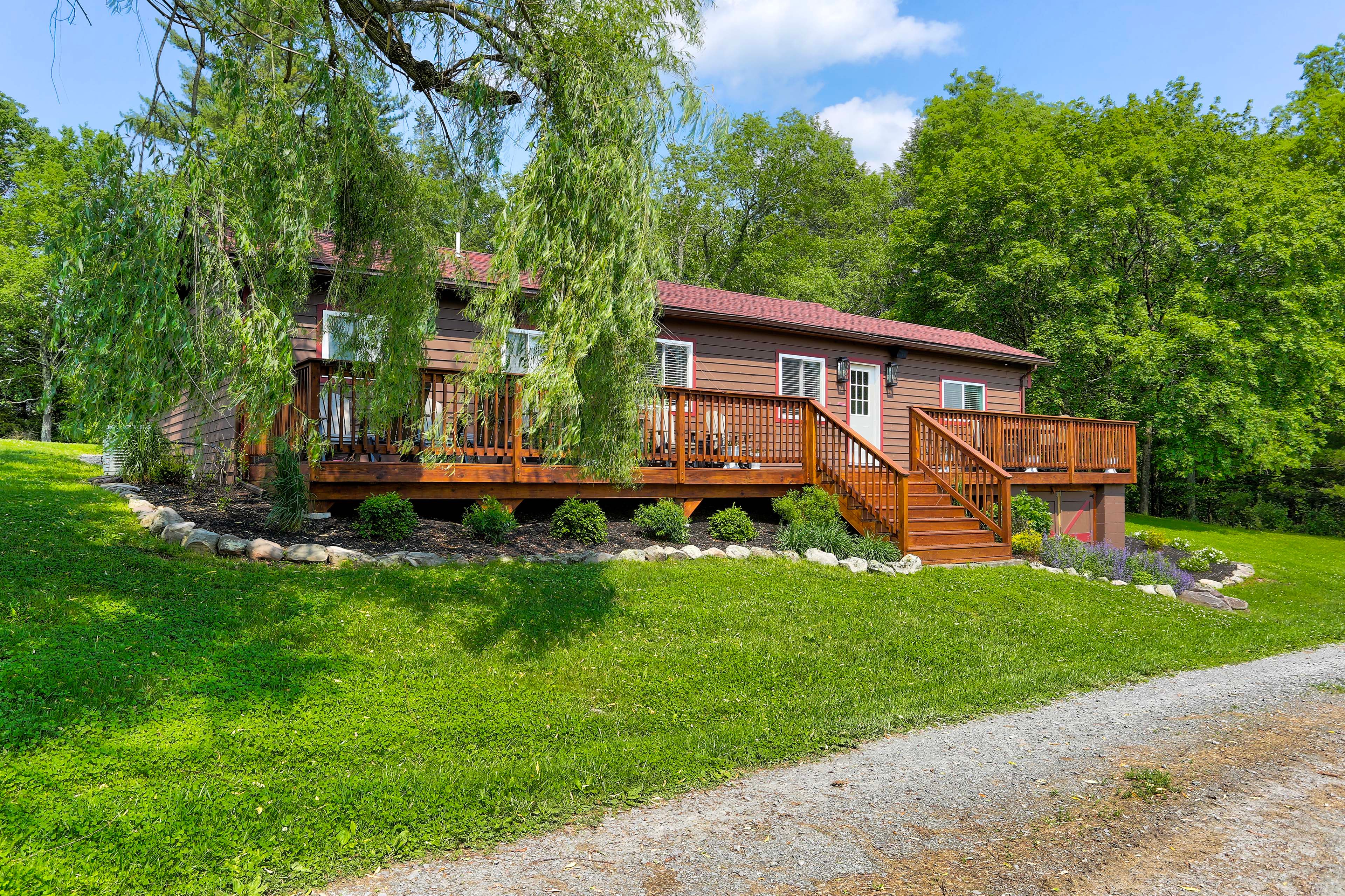 Damascus Vacation Rental | 2BR | 2BA | 1,000 Sq Ft | 1 Step to Enter