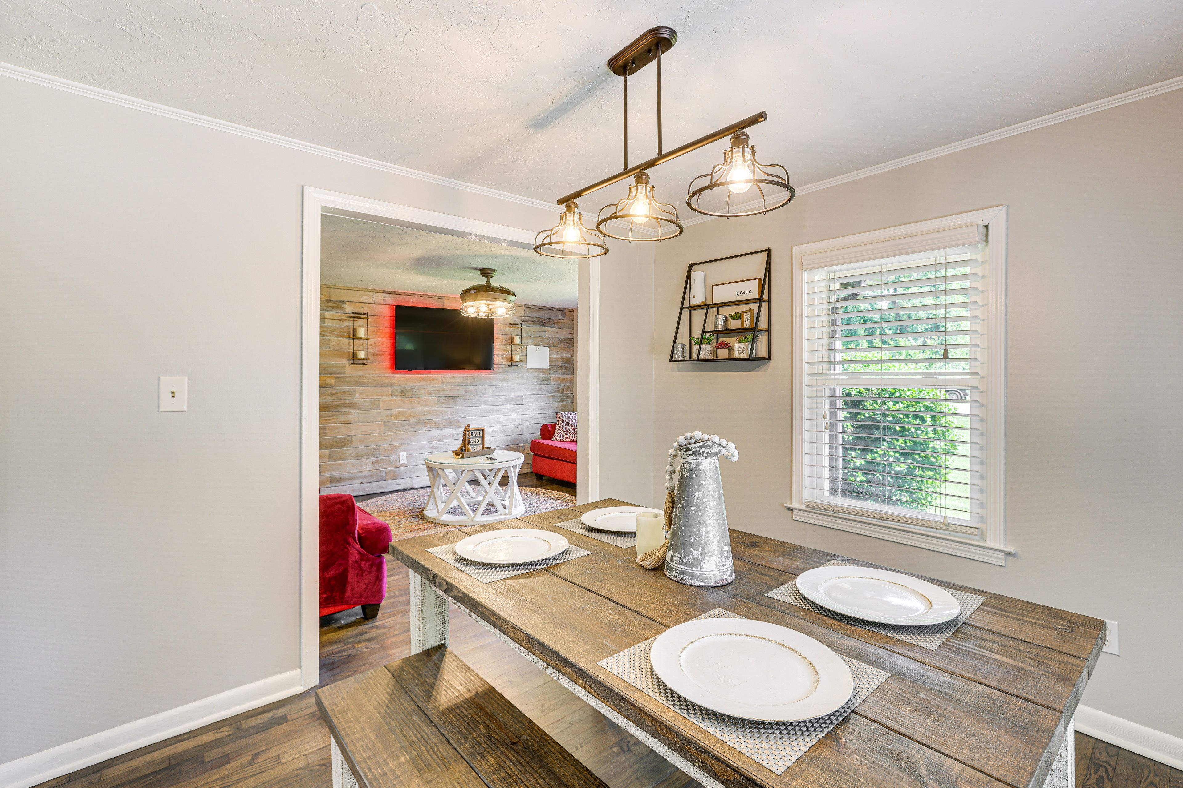 Formal Dining Area | Dishware/Flatware