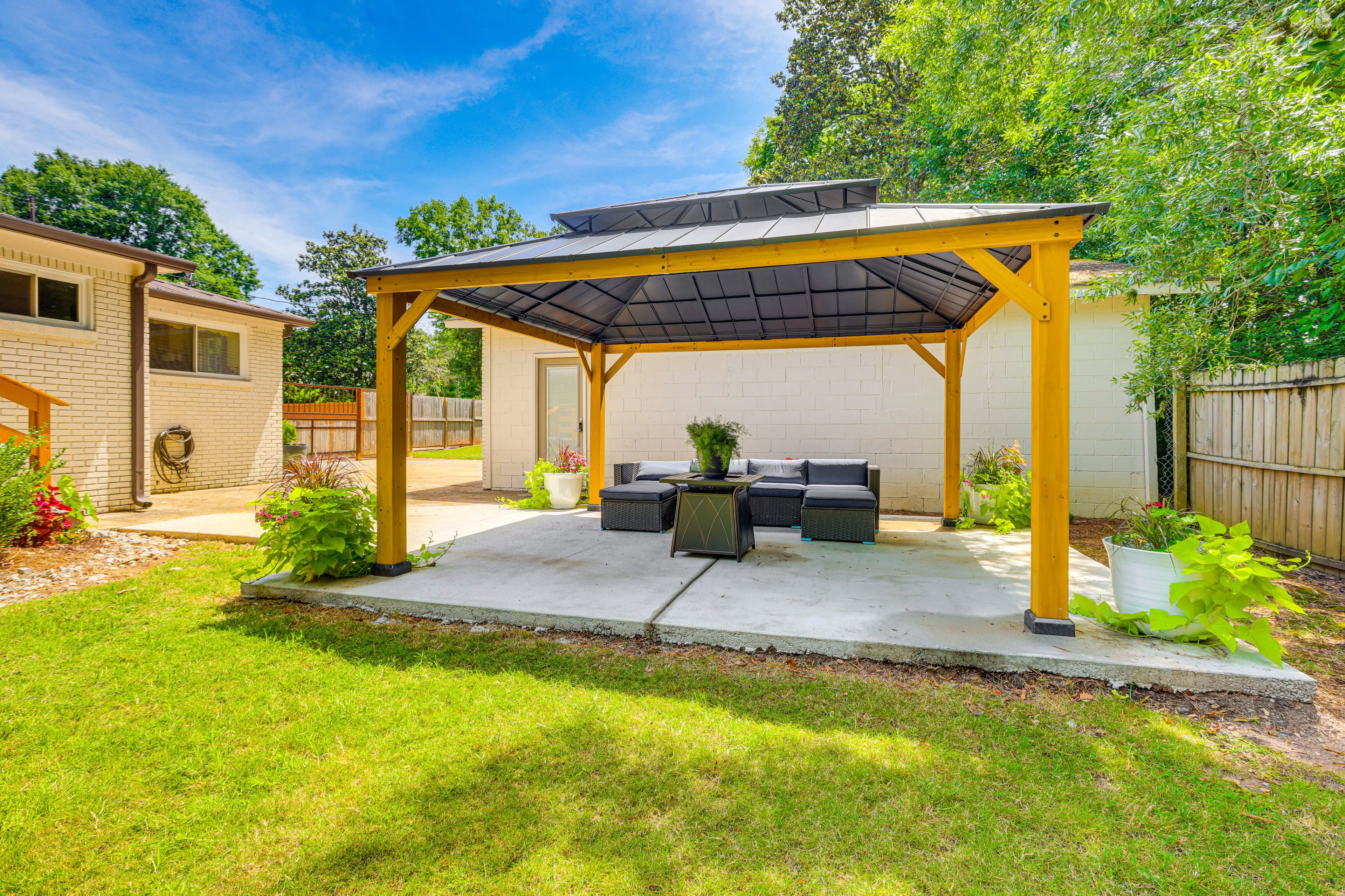 House Exterior | Furnished Gazebo | Private Yard