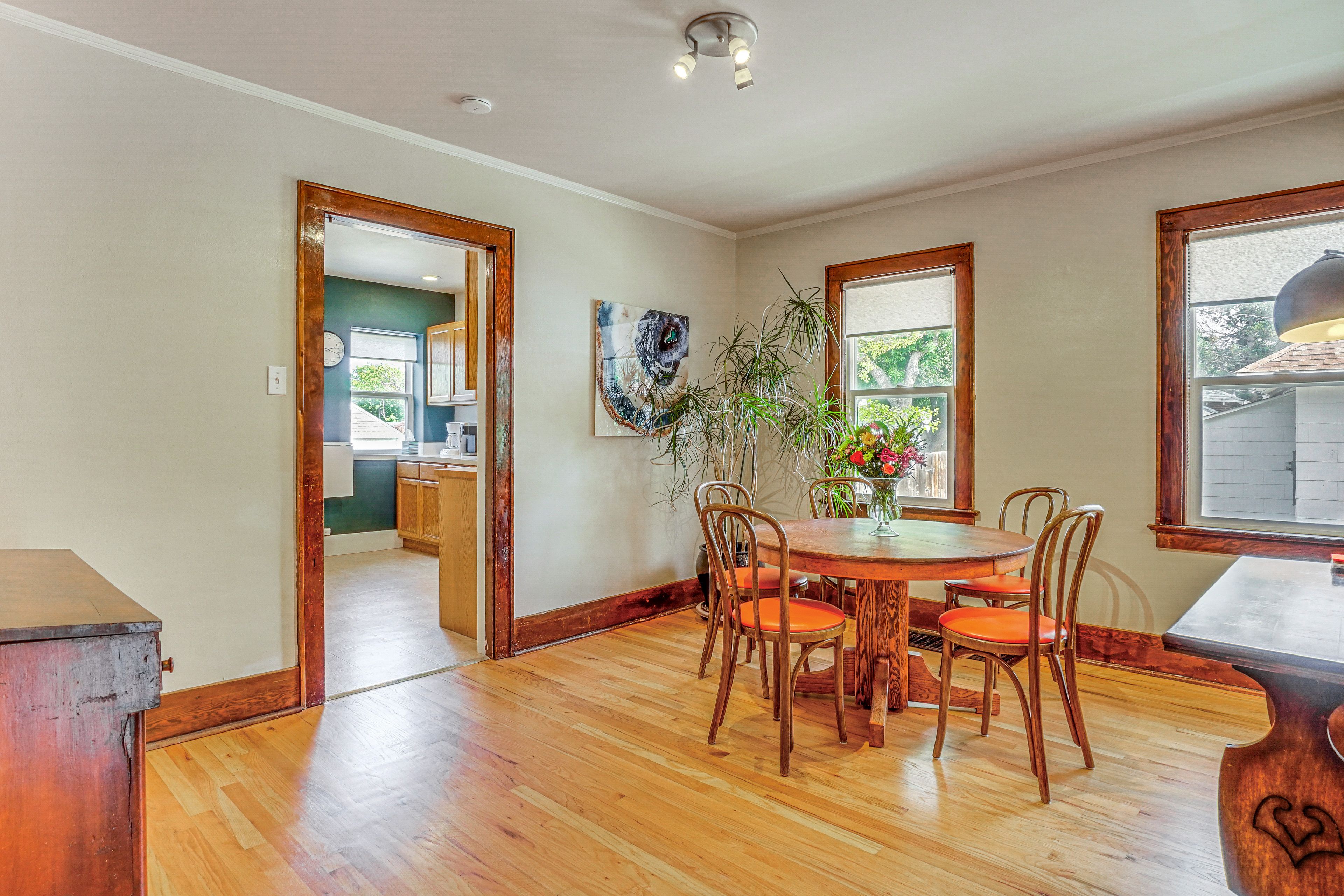 Dining Area | Main Floor