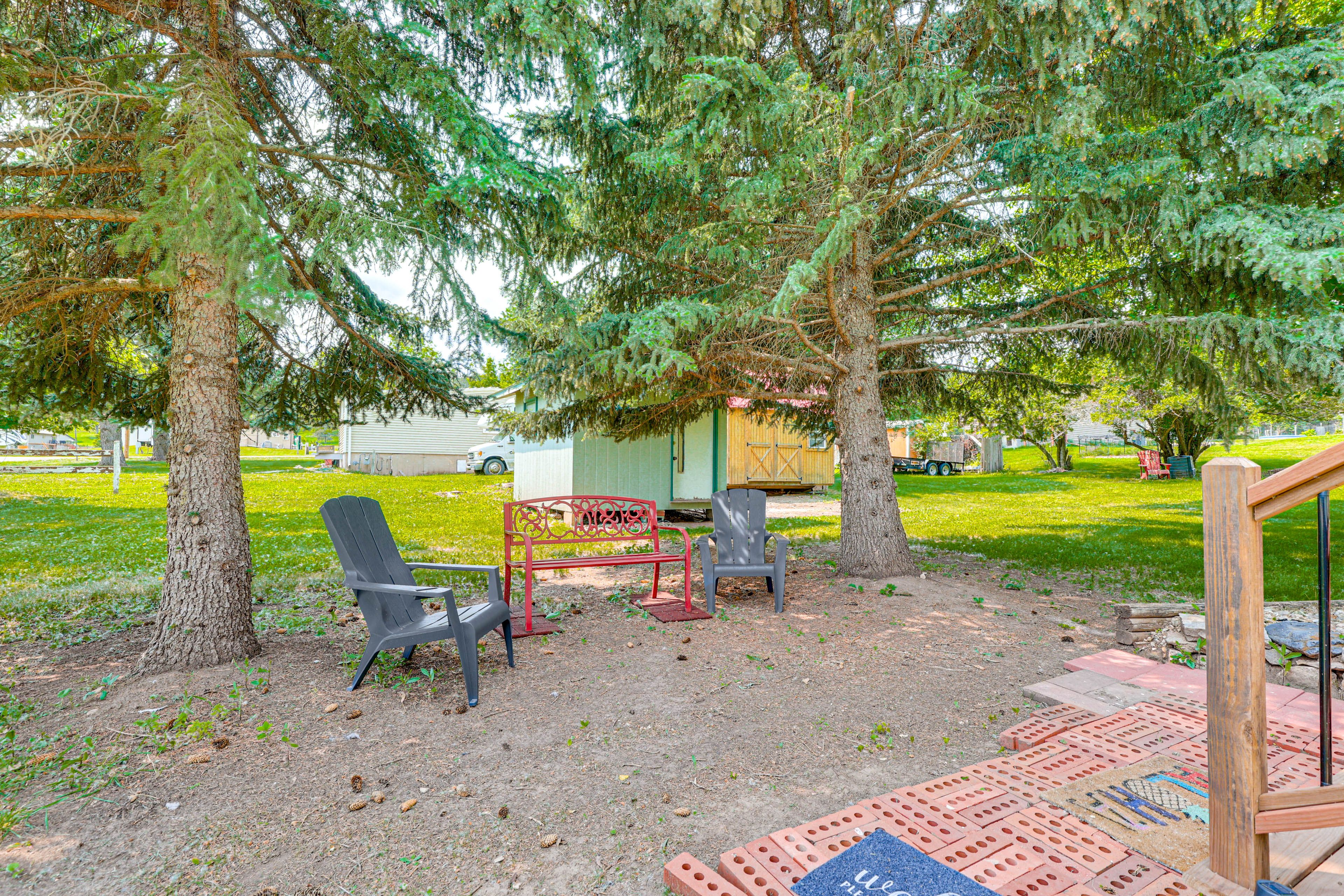 Yard | Outdoor Seating